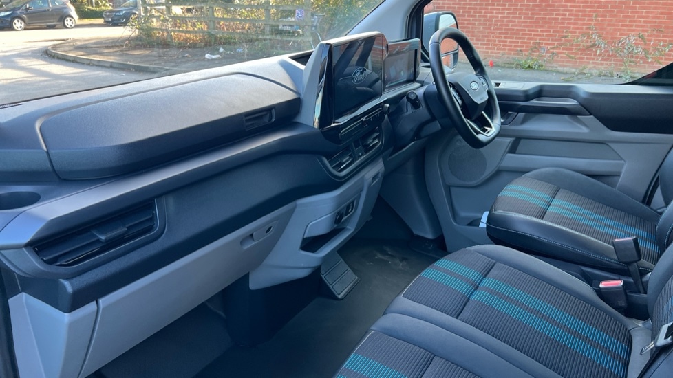 Used Ford Transit Custom 2024 for sale - 76738130: Photo 4