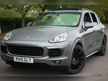 Used Porsche Cayenne 2015 for sale - 79565066: Photo