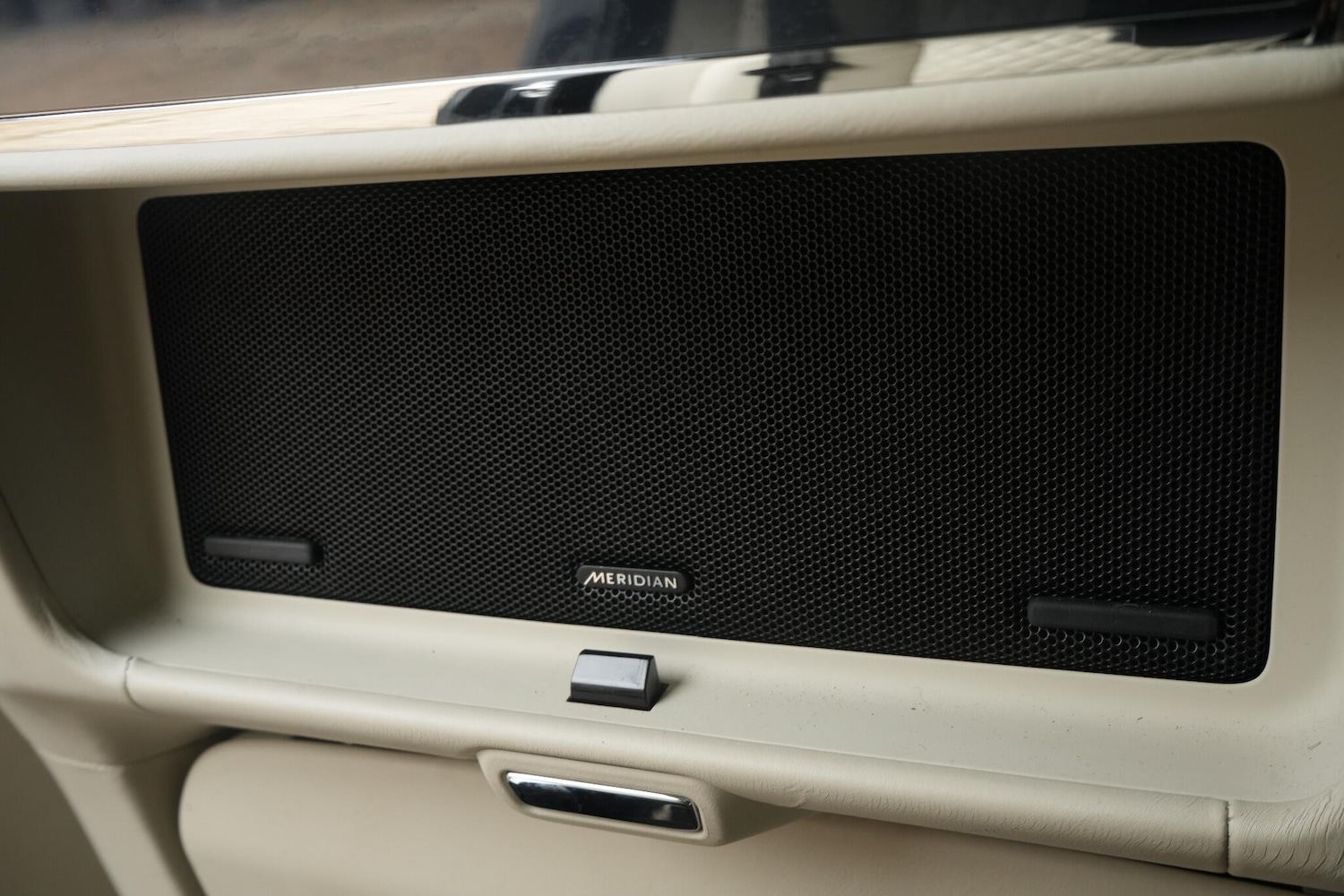 Used Jaguar XJ 2017 for sale - 76522150: Photo 13