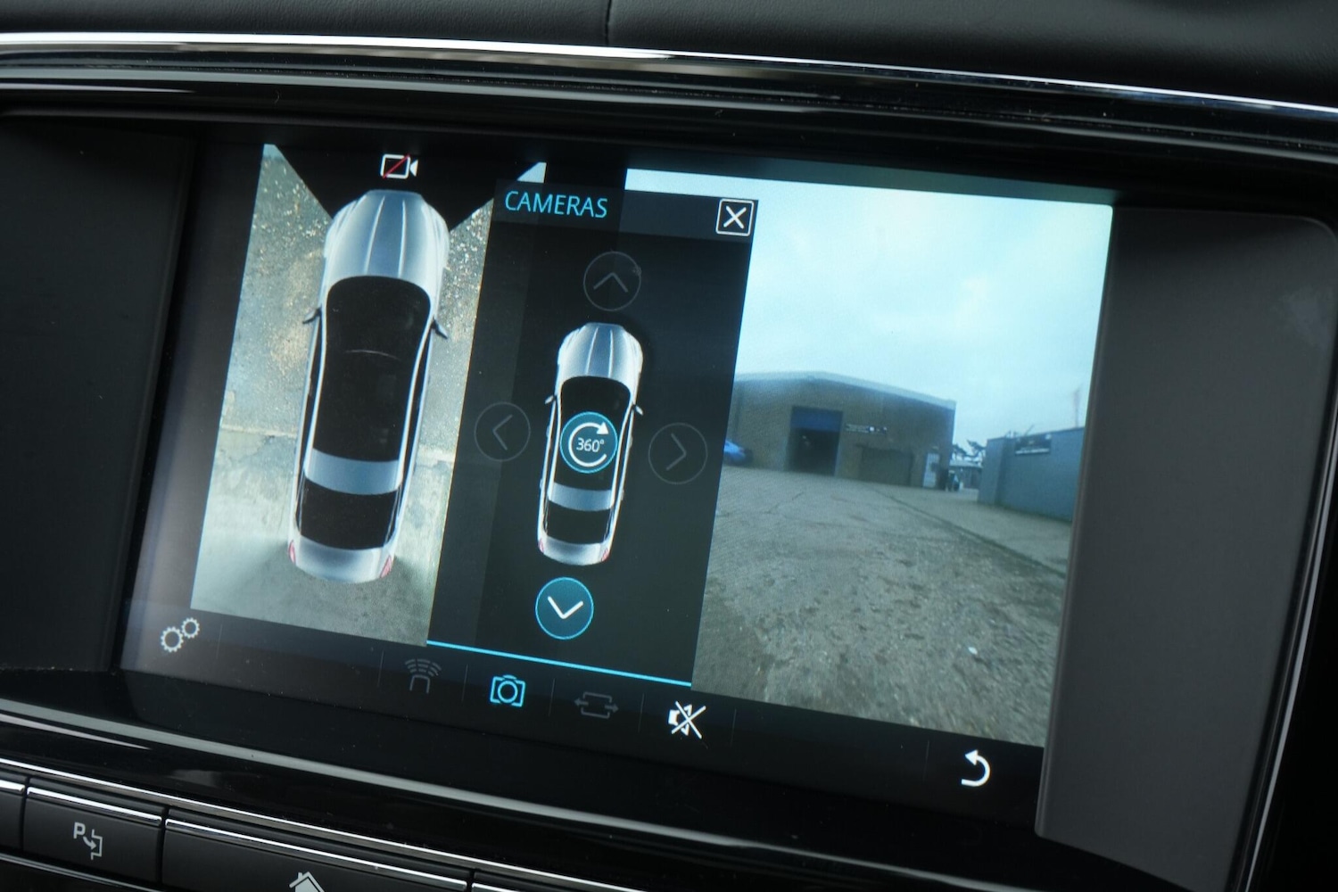 Used Jaguar XJ 2017 for sale - 76522150: Photo 23