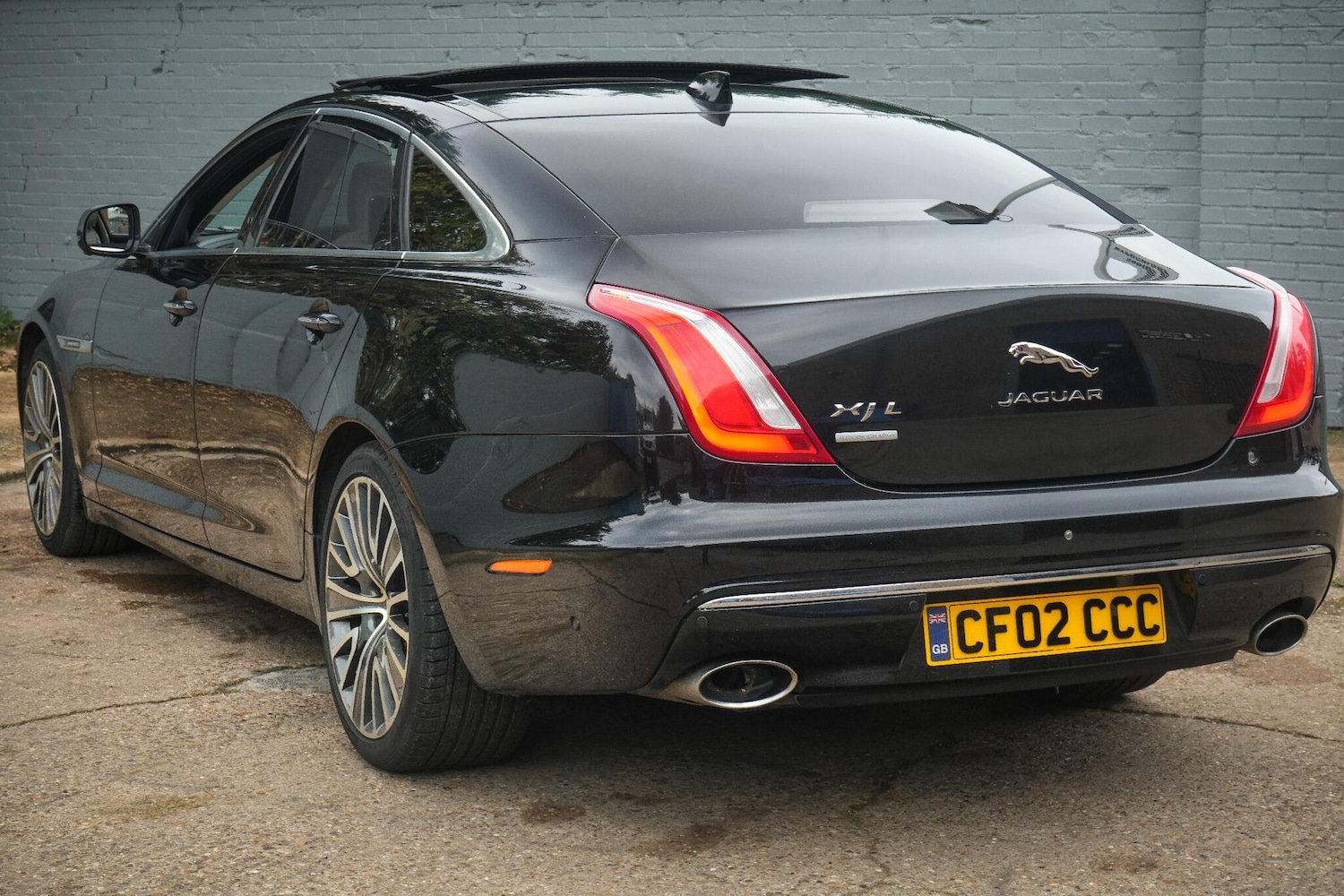 Used Jaguar XJ 2017 for sale - 76522150: Photo 35