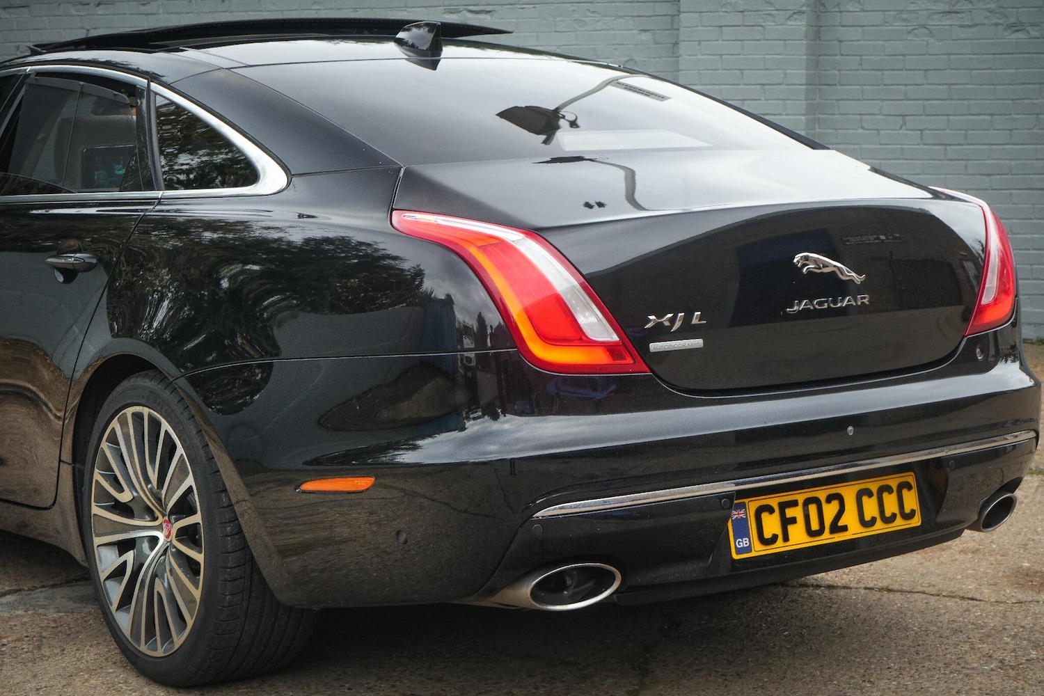 Used Jaguar XJ 2017 for sale - 76522150: Photo 37