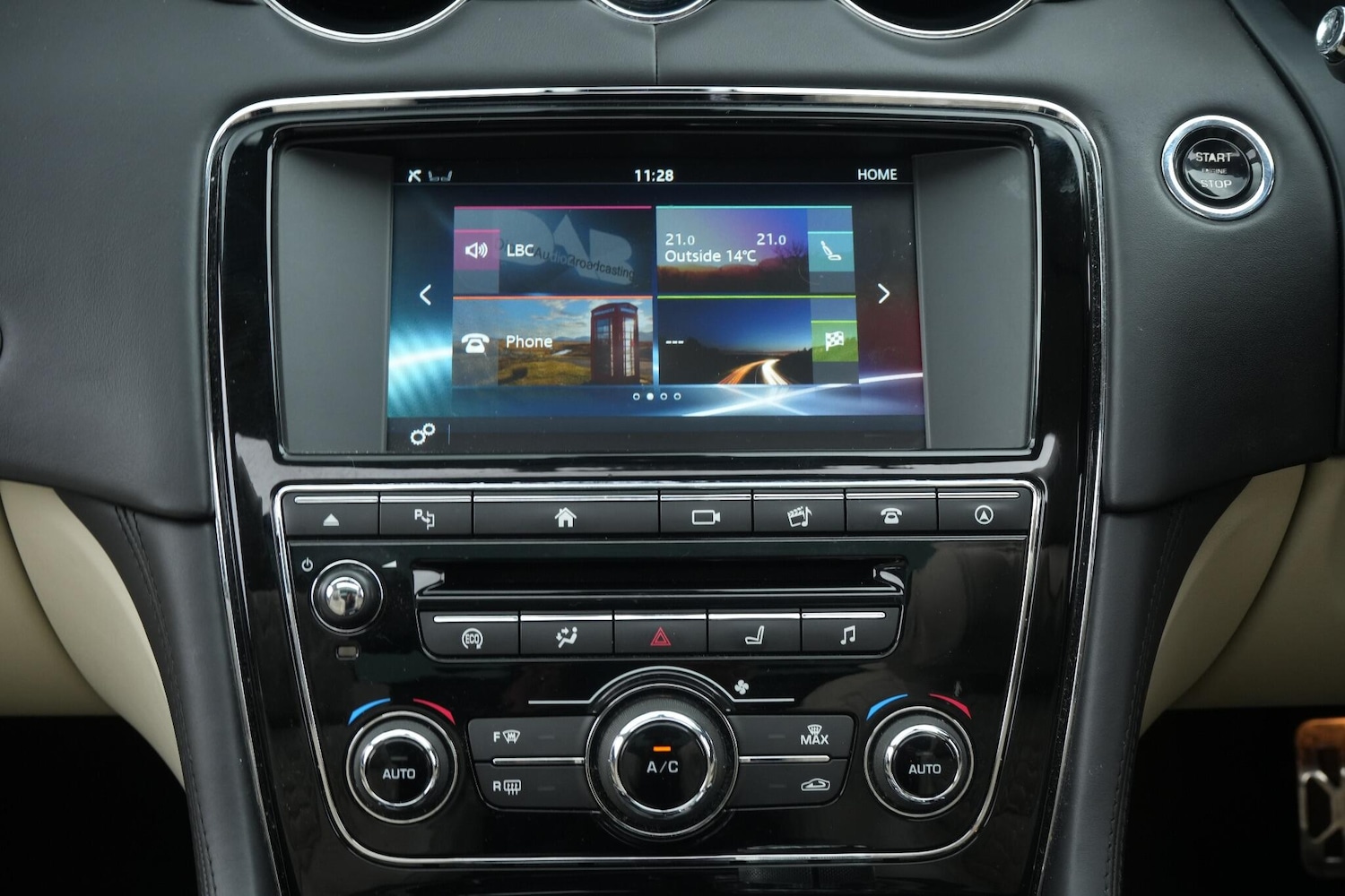 Used Jaguar XJ 2017 for sale - 76522150: Photo 47