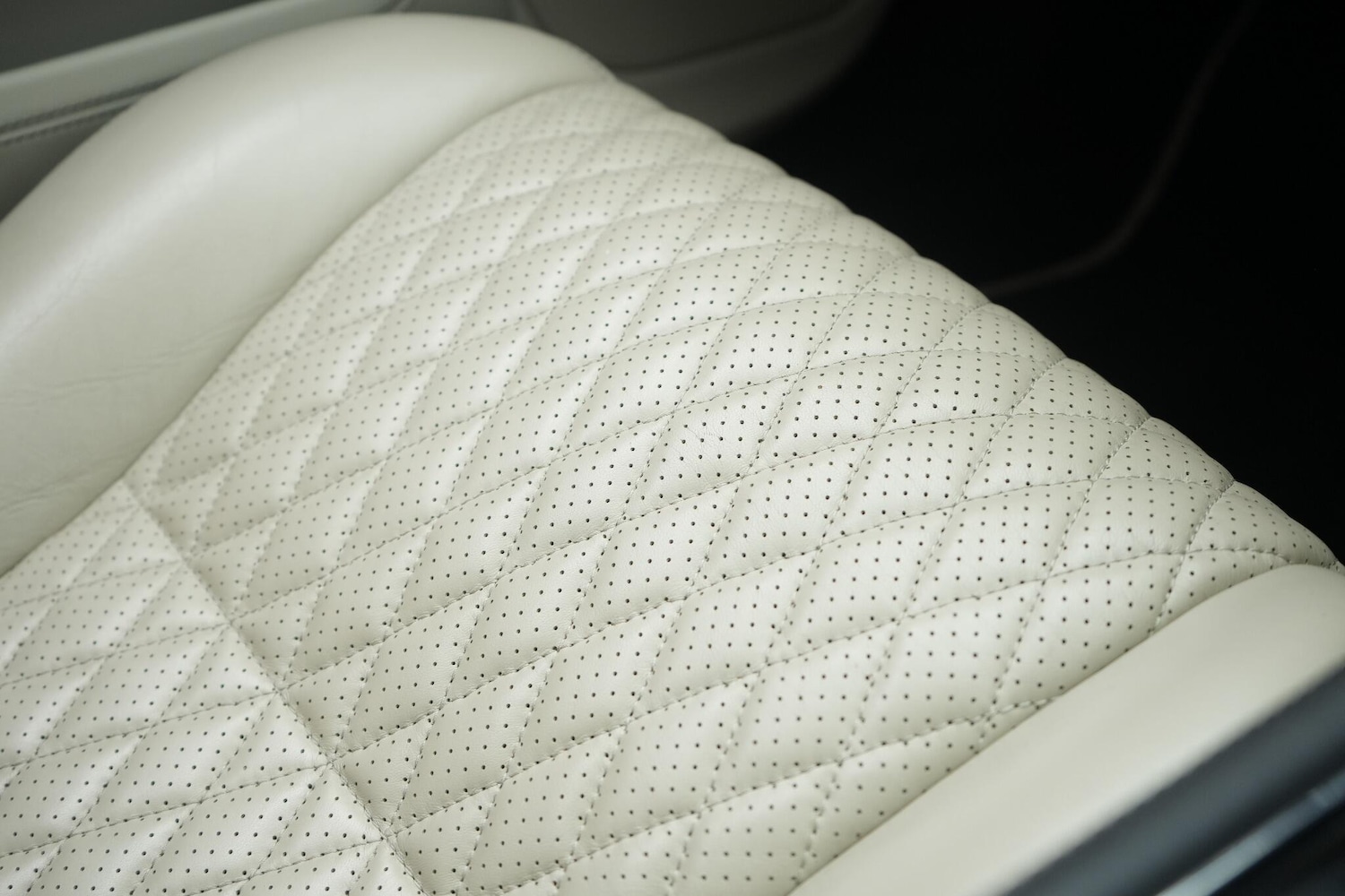 Used Jaguar XJ 2017 for sale - 76522150: Photo 53