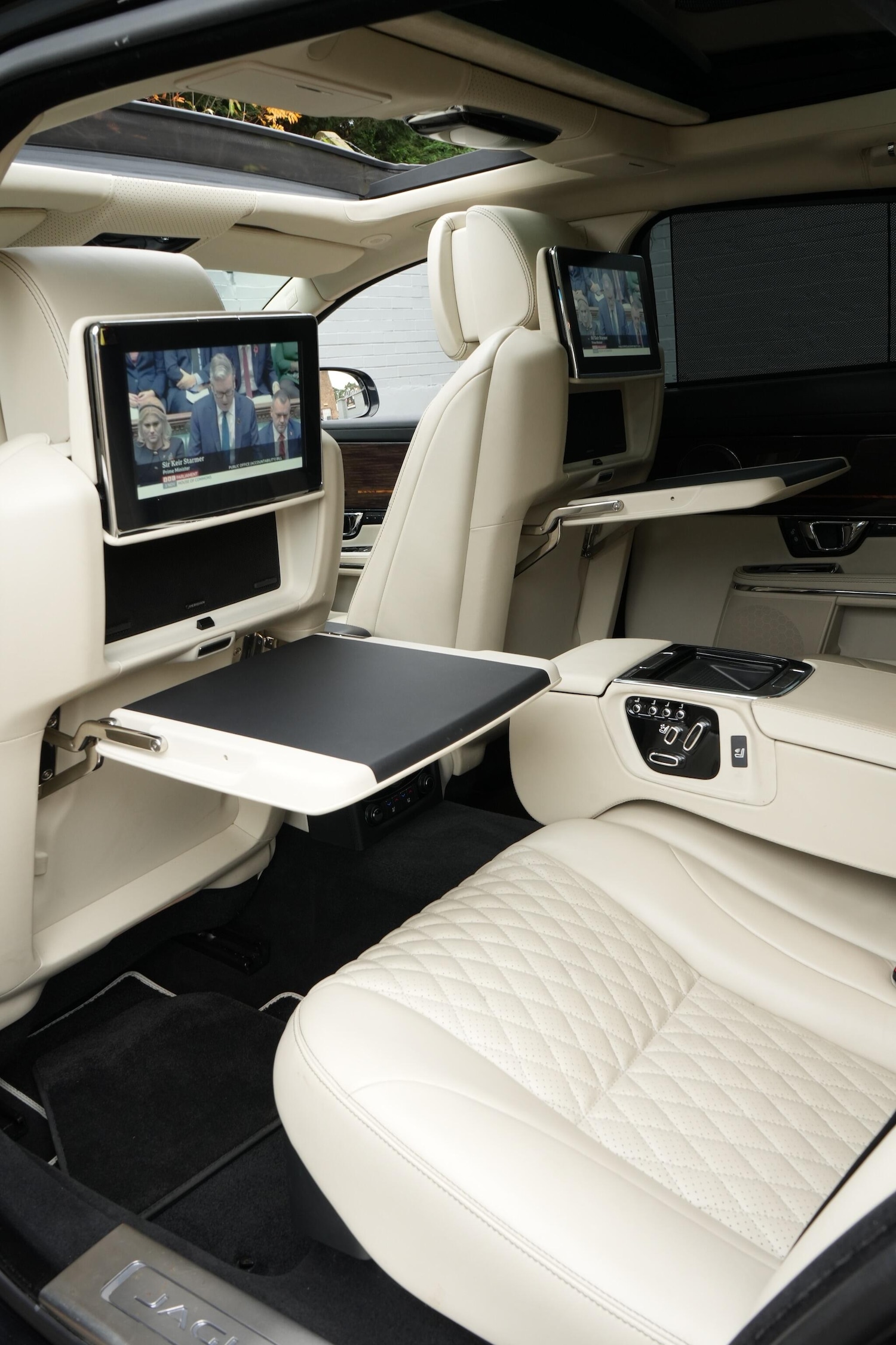 Used Jaguar XJ 2017 for sale - 76522150: Photo 63