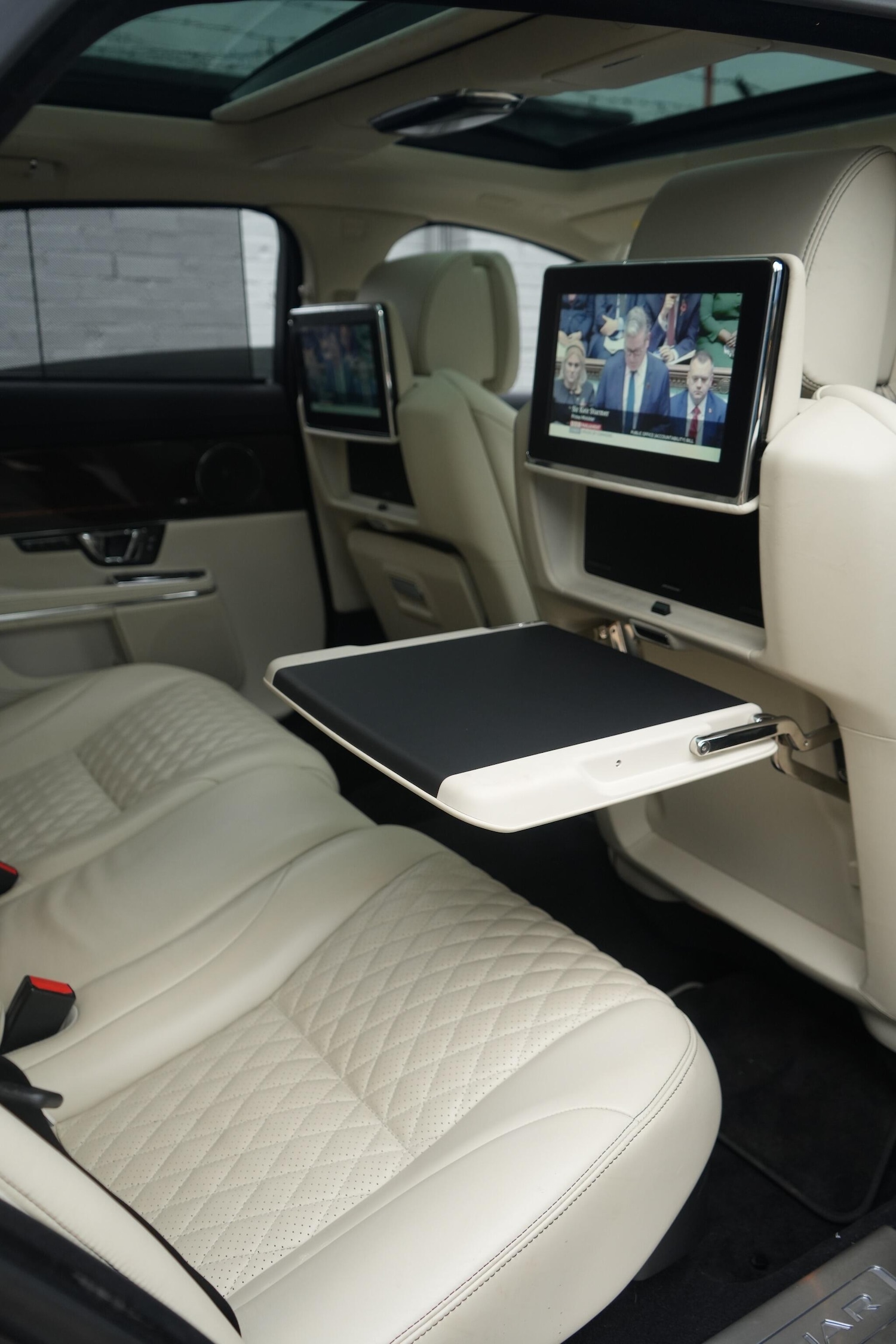 Used Jaguar XJ 2017 for sale - 76522150: Photo 65