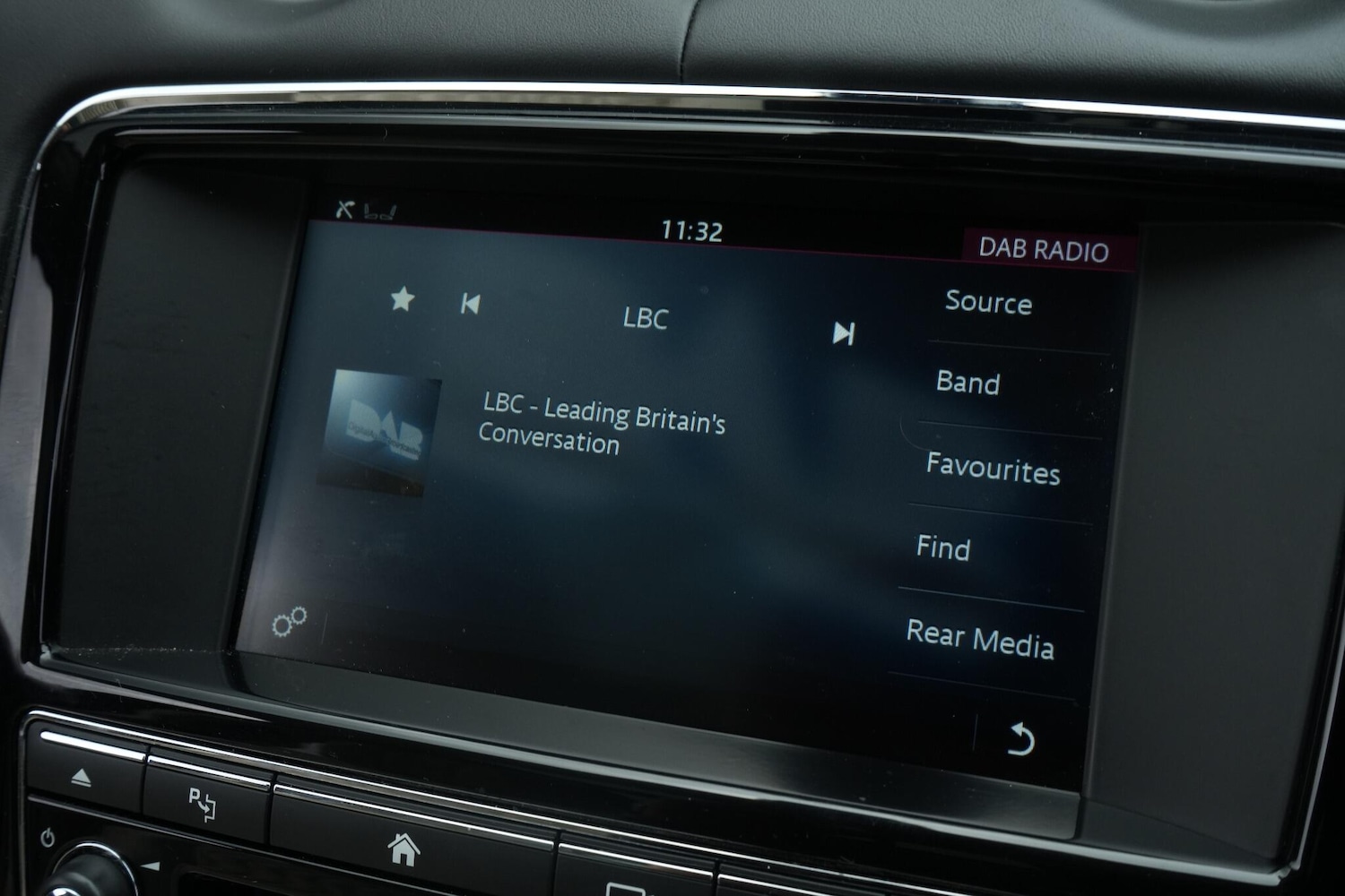 Used Jaguar XJ 2017 for sale - 76522150: Photo 75