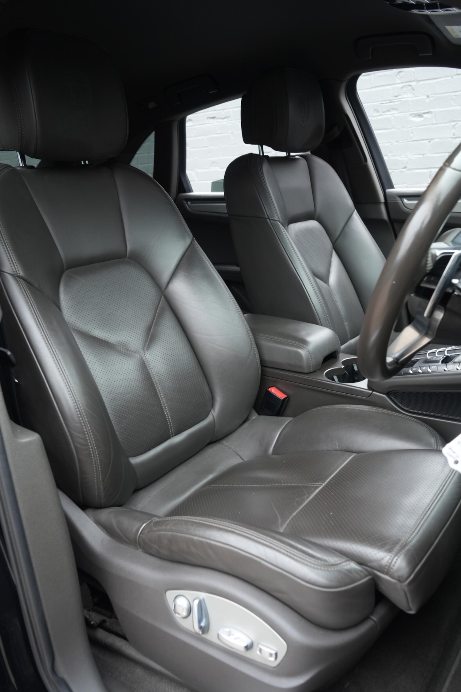 Used Porsche Macan 2016 for sale - 76592858: Photo 39