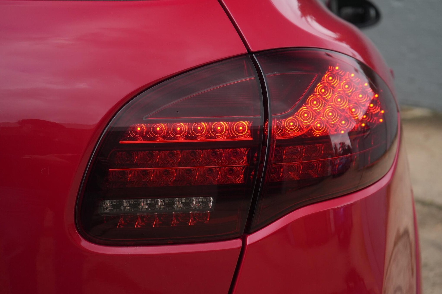 Used Porsche Cayenne 2012 for sale - 76521636: Photo 19