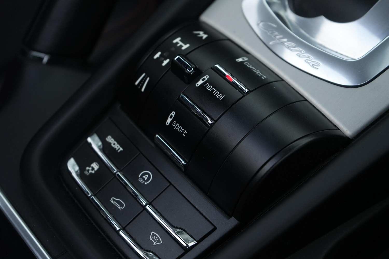 Used Porsche Cayenne 2012 for sale - 76521636: Photo 28