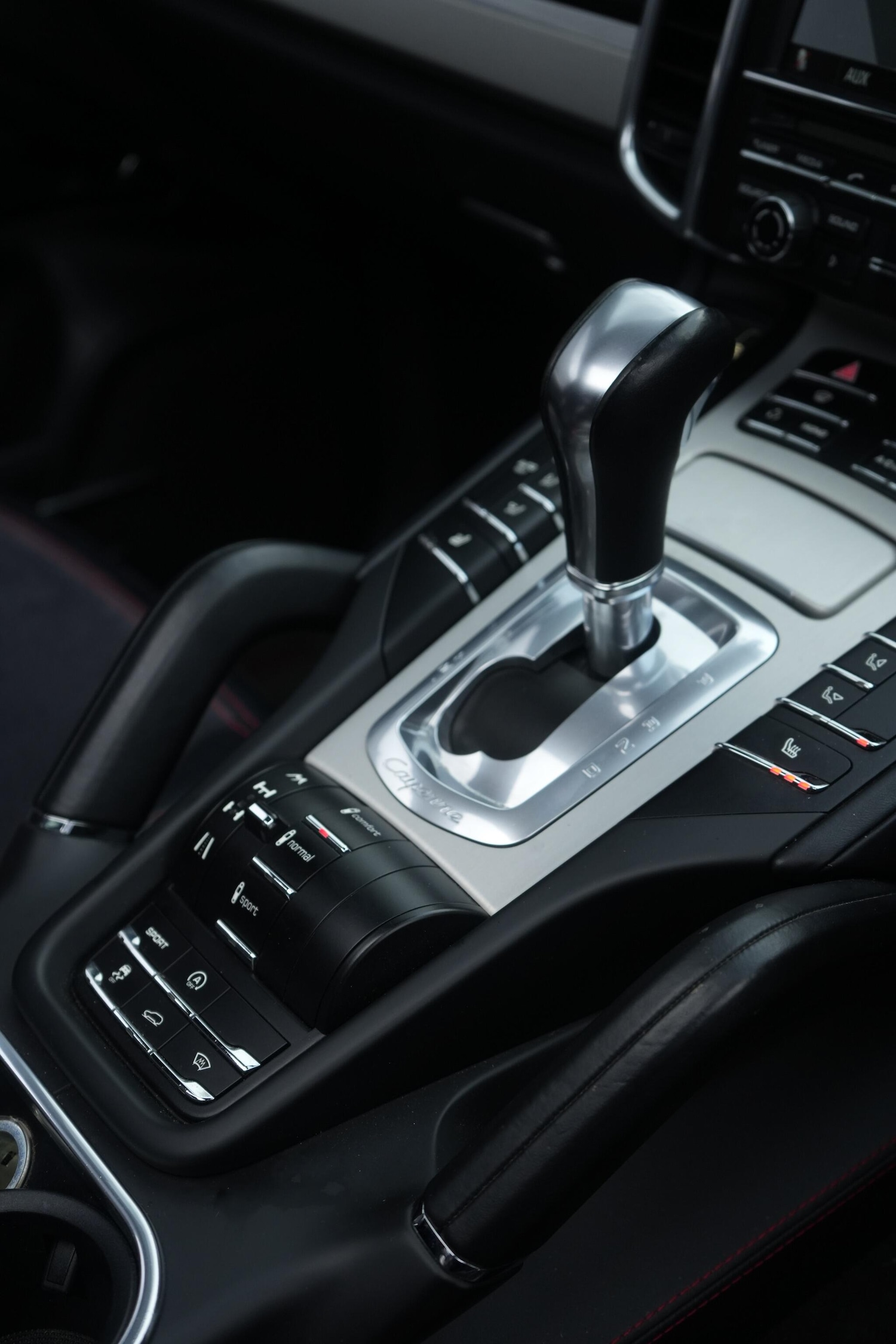 Used Porsche Cayenne 2012 for sale - 76521636: Photo 29