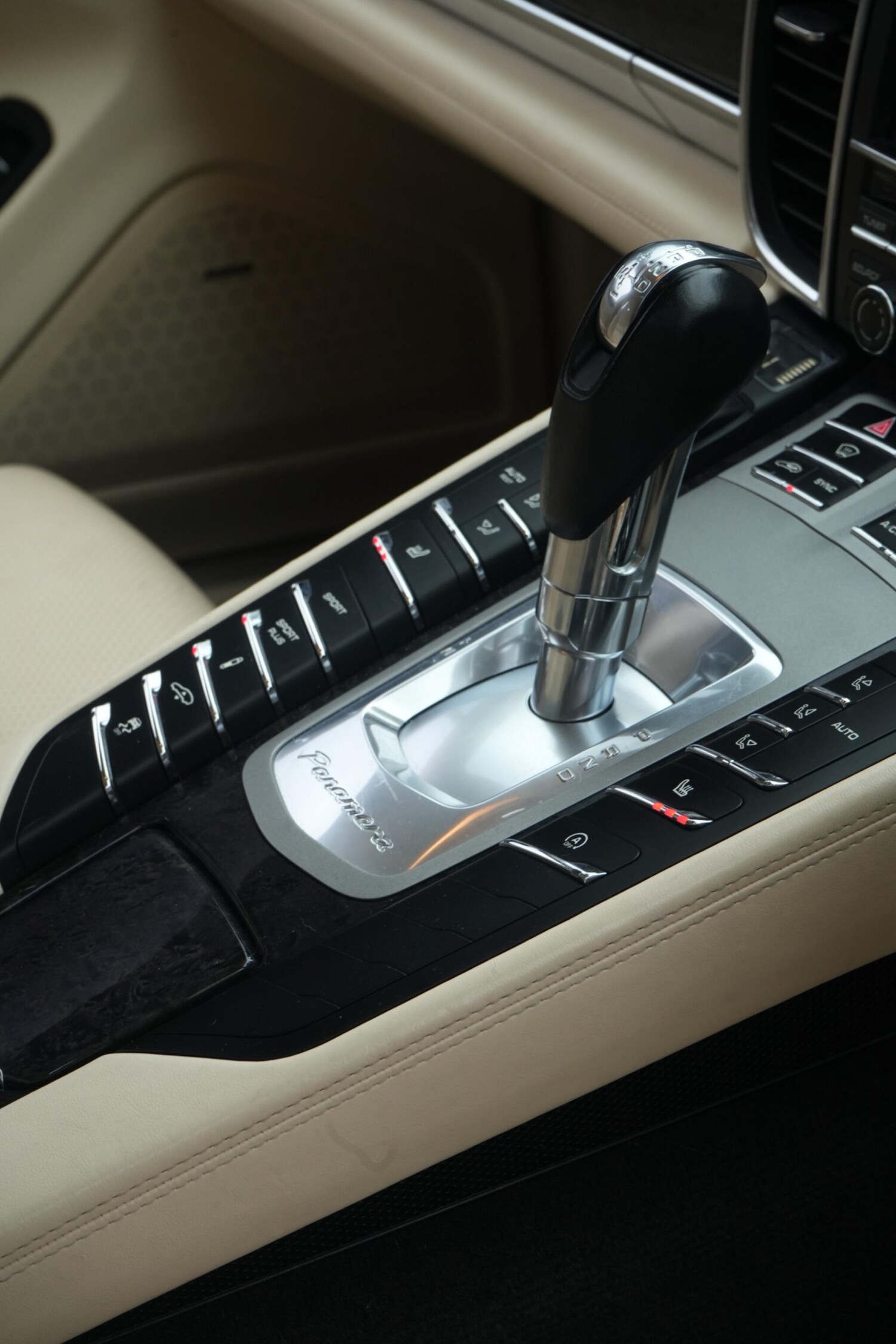 Used Porsche Panamera for sale - 77612794: Photo 35