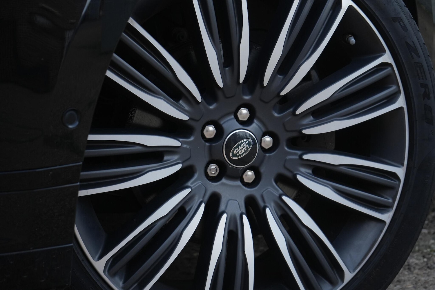 Used Land Rover Range Rover Velar 2019 for sale - 76997446: Photo 18