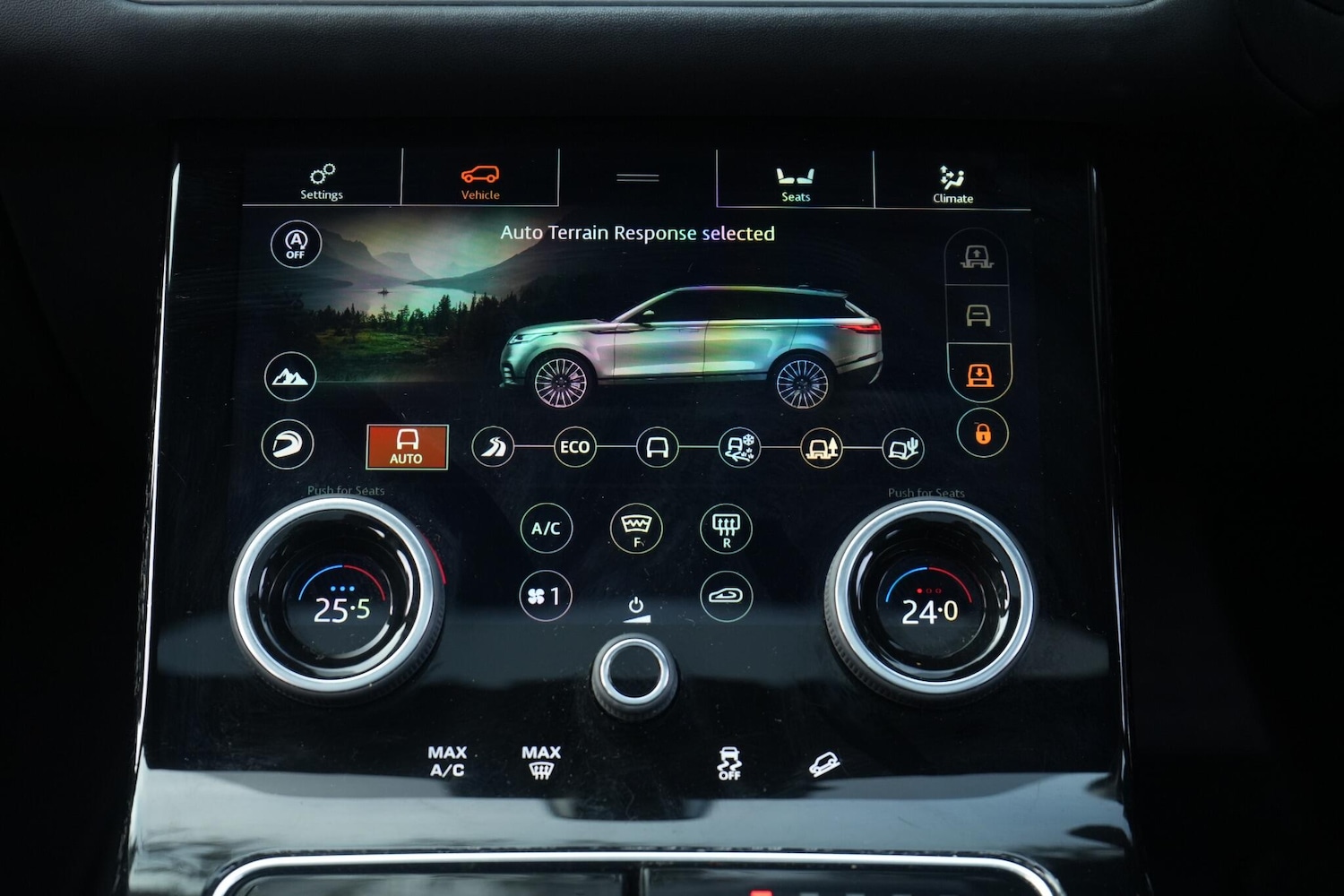 Used Land Rover Range Rover Velar 2019 for sale - 76997446: Photo 37