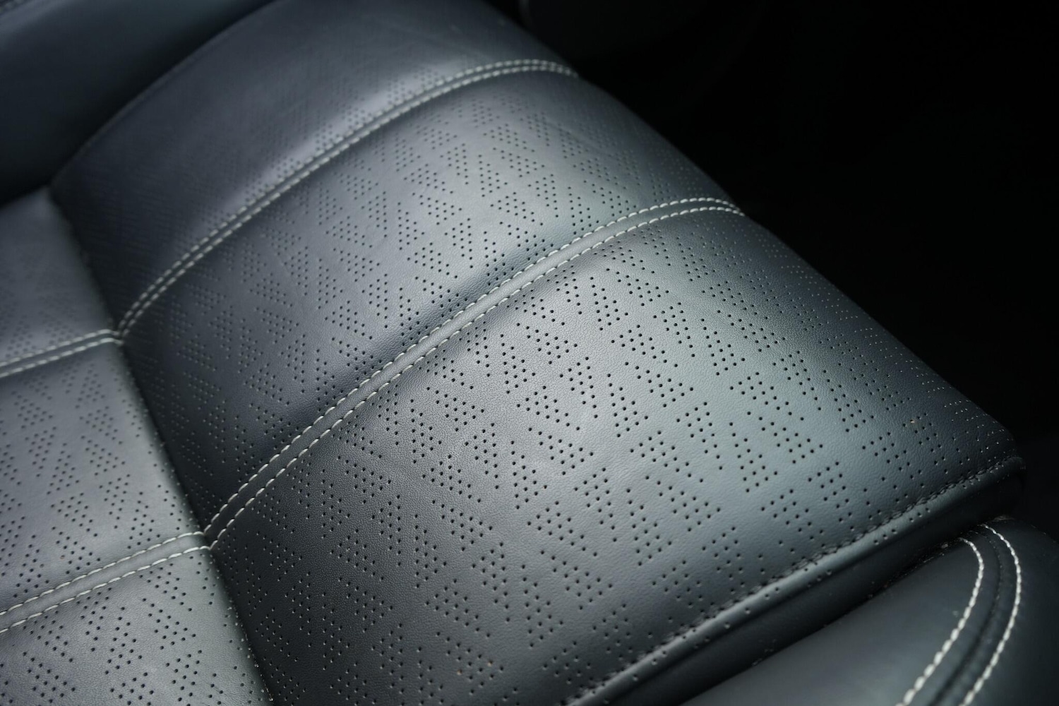 Used Land Rover Range Rover Velar 2019 for sale - 76997446: Photo 41