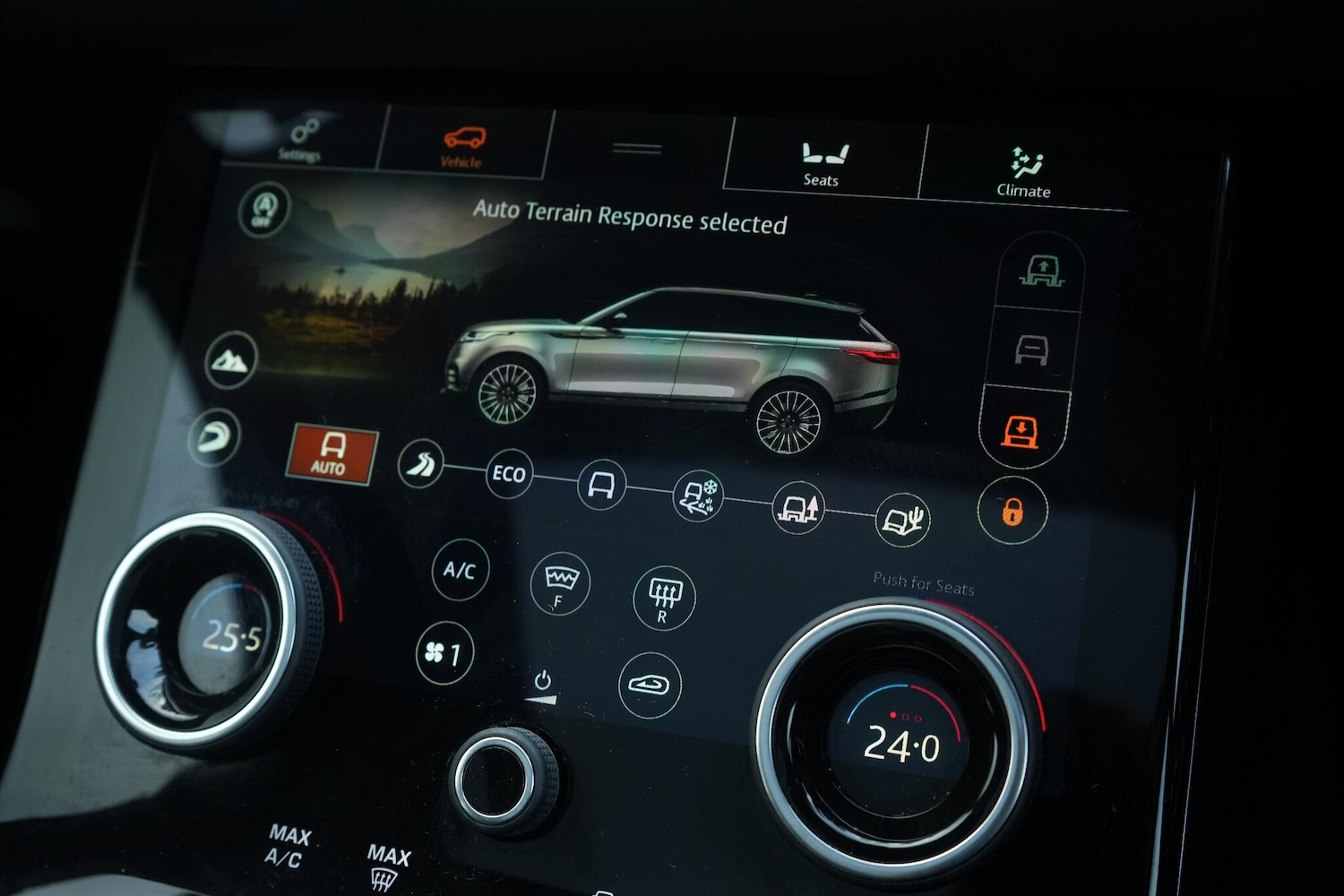 Used Land Rover Range Rover Velar 2019 for sale - 76997446: Photo 56