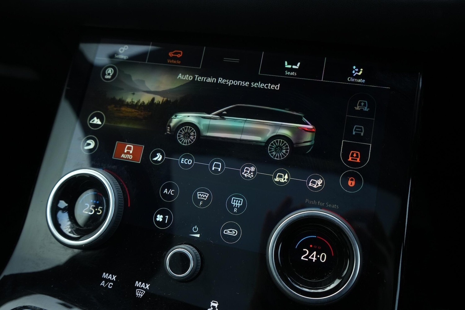 Used Land Rover Range Rover Velar 2019 for sale - 76997446: Photo 57