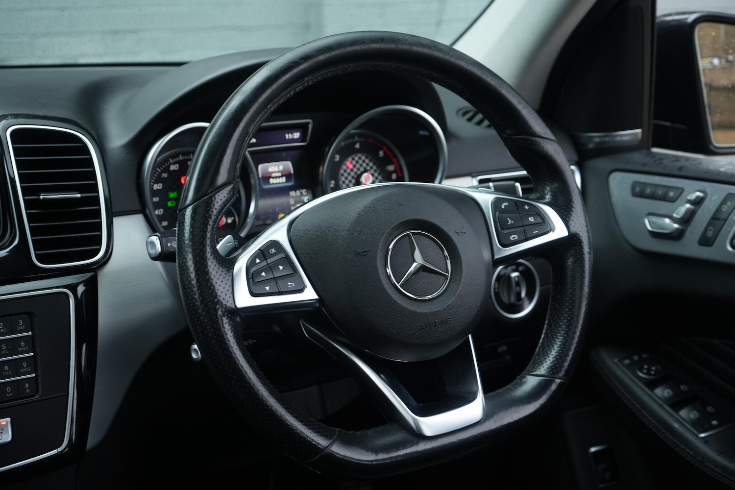 Used Mercedes-Benz GLE 2016 for sale - 76753189: Photo 29