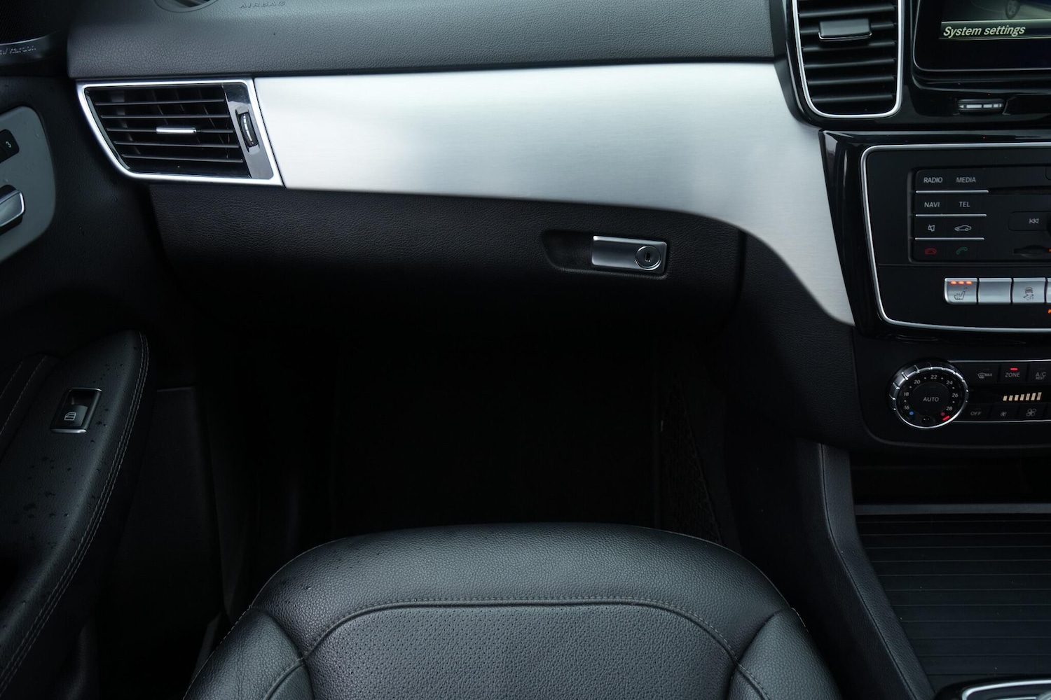 Used Mercedes-Benz GLE 2016 for sale - 76753189: Photo 31