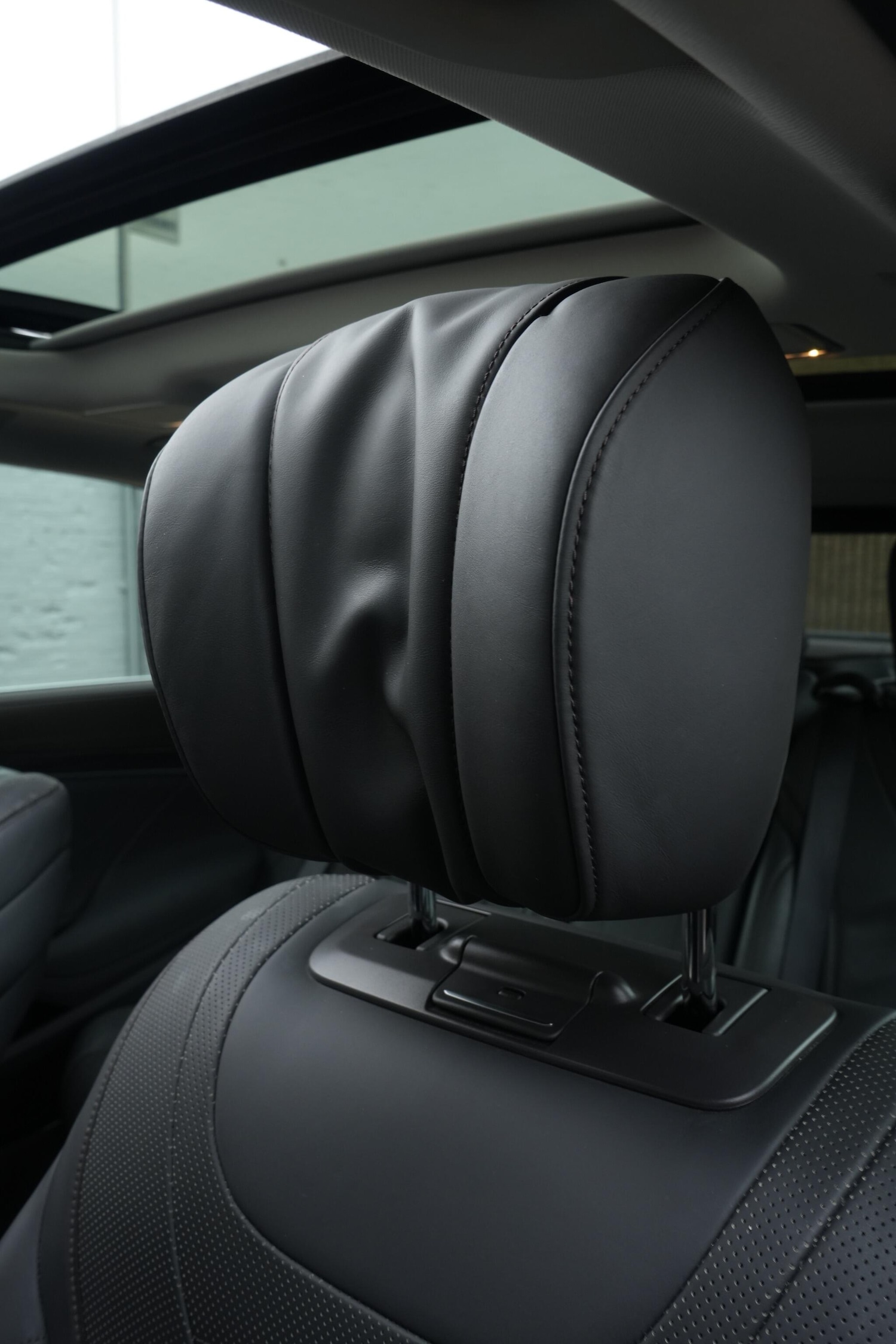 Used Mercedes-Benz S Class 2018 for sale - 76521910: Photo 39