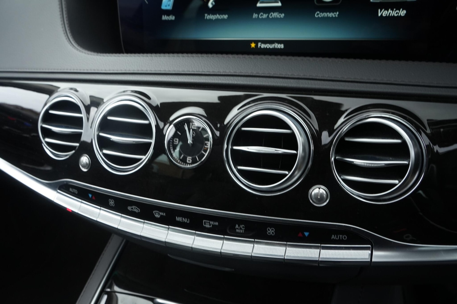 Used Mercedes-Benz S Class 2018 for sale - 76521910: Photo 44