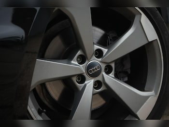 Used Audi A4 2019 for sale - 76521856: Photo