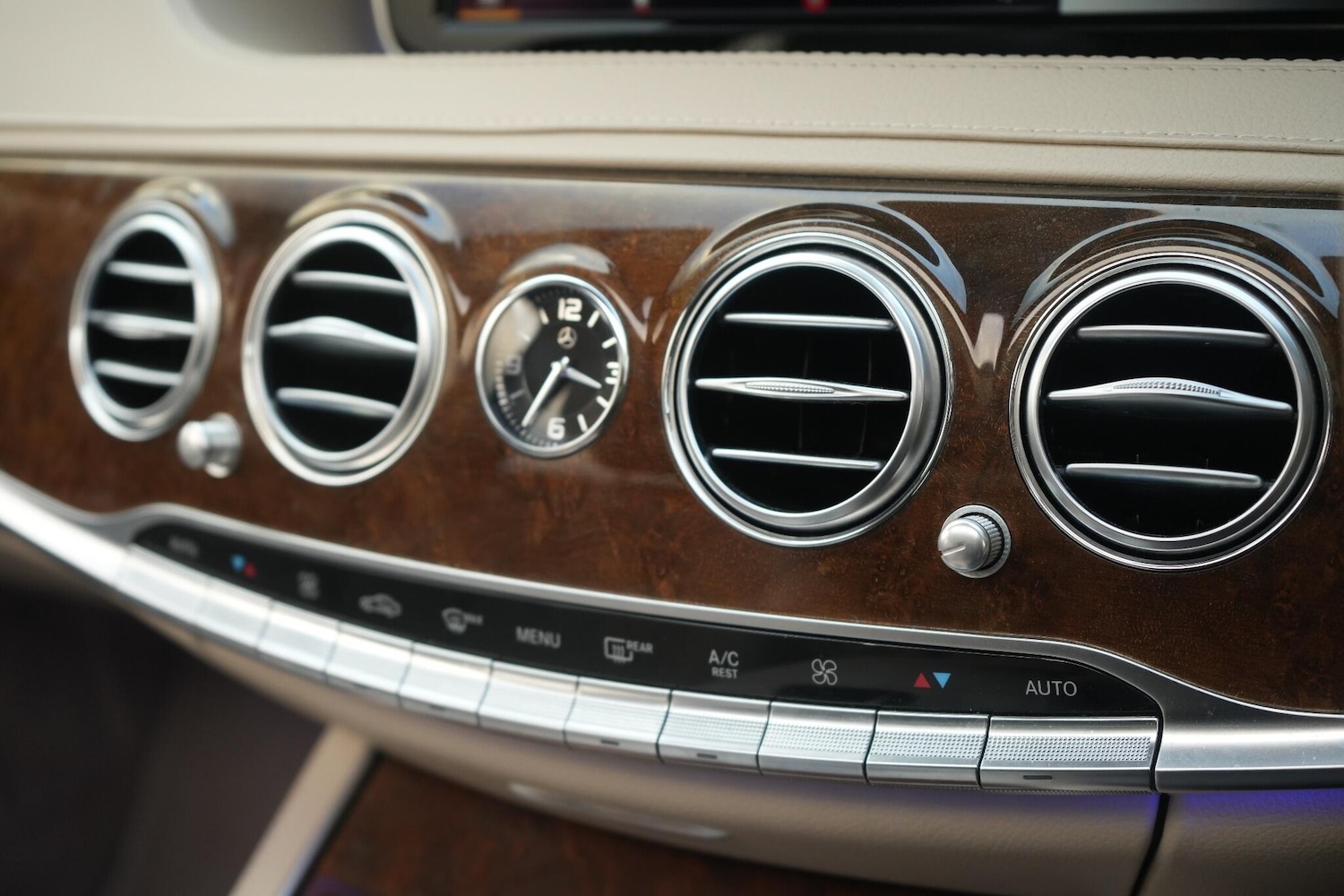 Used Mercedes-Benz S Class 2015 for sale - 76521630: Photo 37