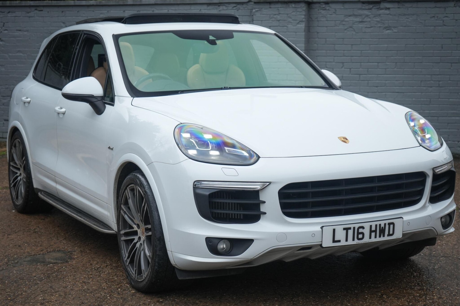 Used Porsche Cayenne 2016 for sale - 77646850: Photo 22