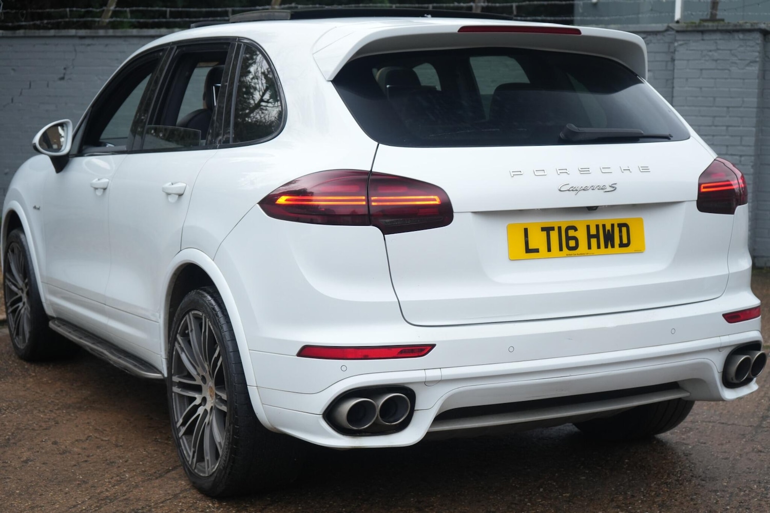 Used Porsche Cayenne 2016 for sale - 77646850: Photo 30