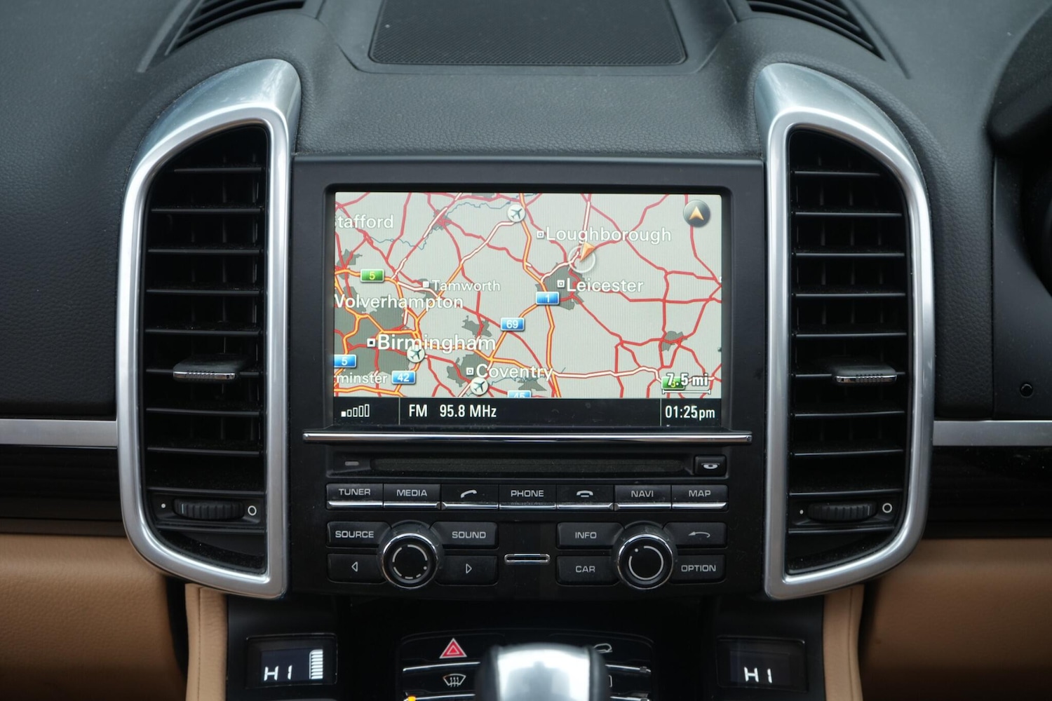 Used Porsche Cayenne 2016 for sale - 77646850: Photo 38