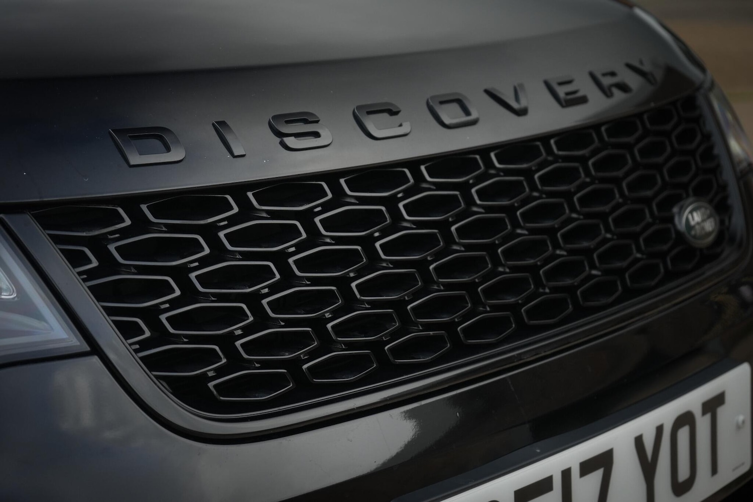 Used Land Rover Discovery 2017 for sale - 76522289: Photo 14