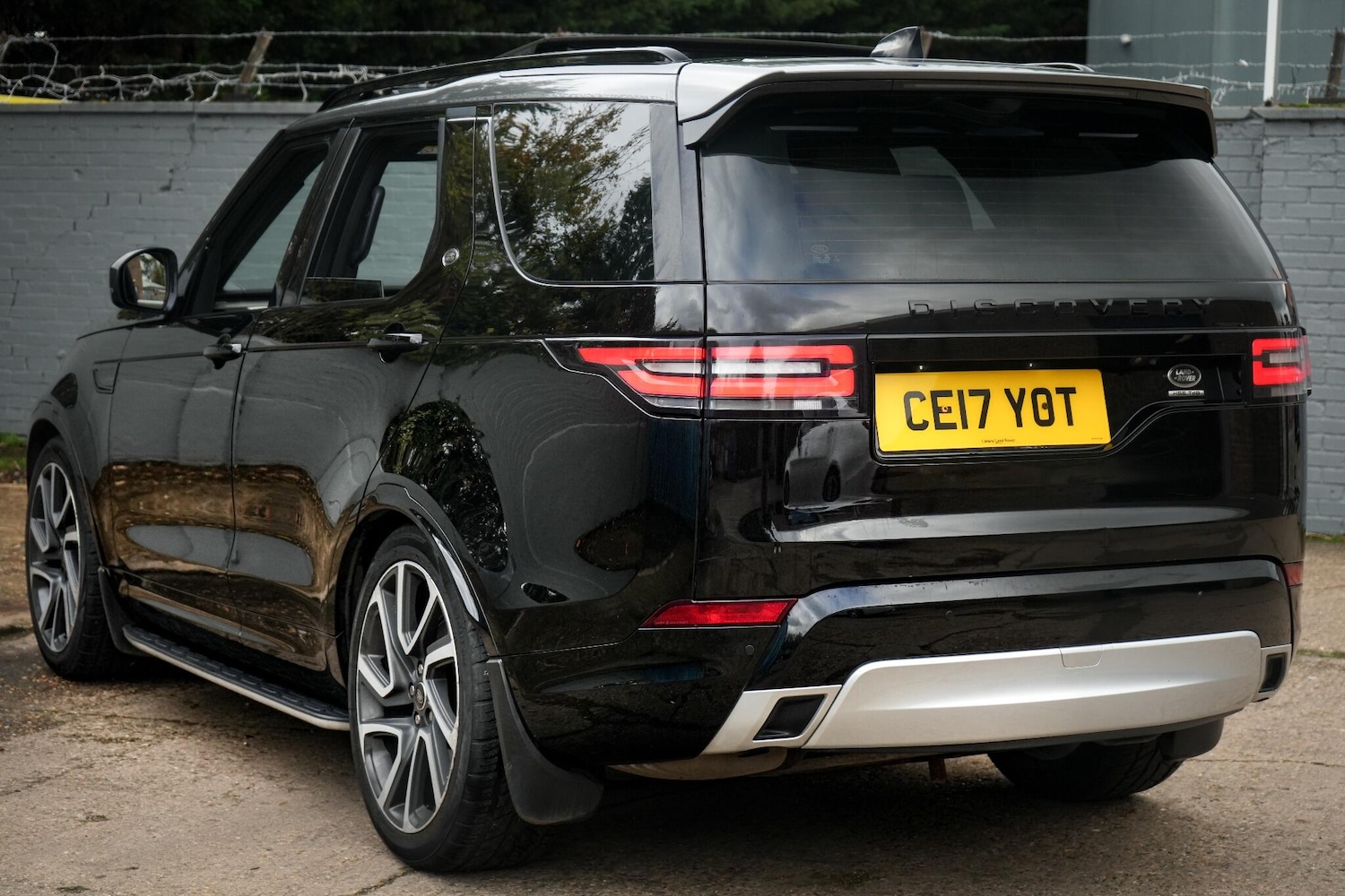 Used Land Rover Discovery 2017 for sale - 76522289: Photo 21