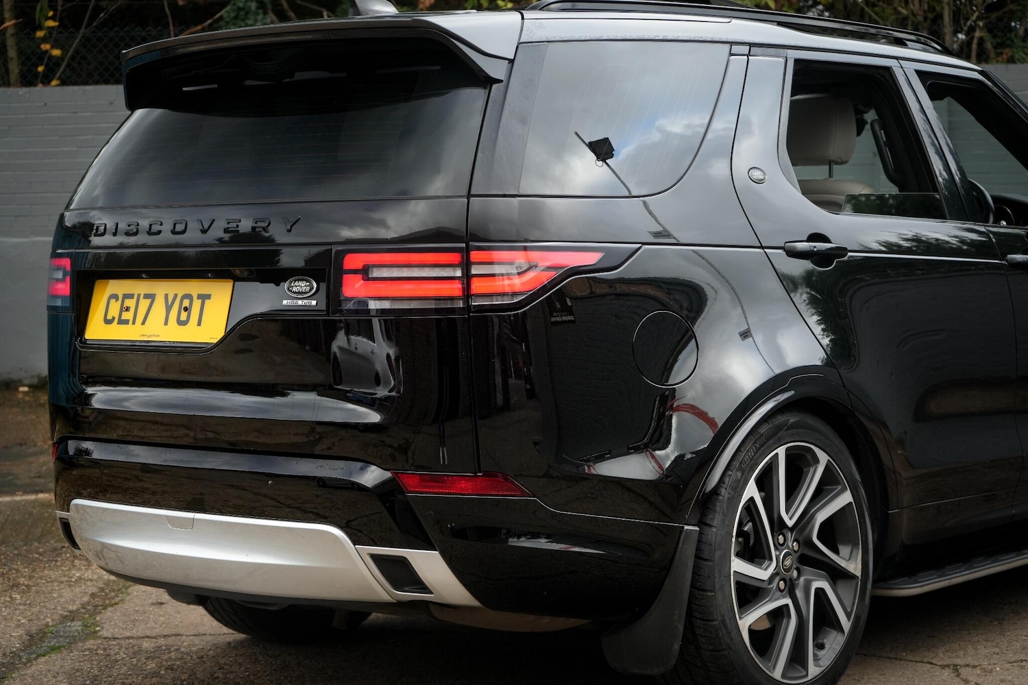 Used Land Rover Discovery 2017 for sale - 76522289: Photo 23