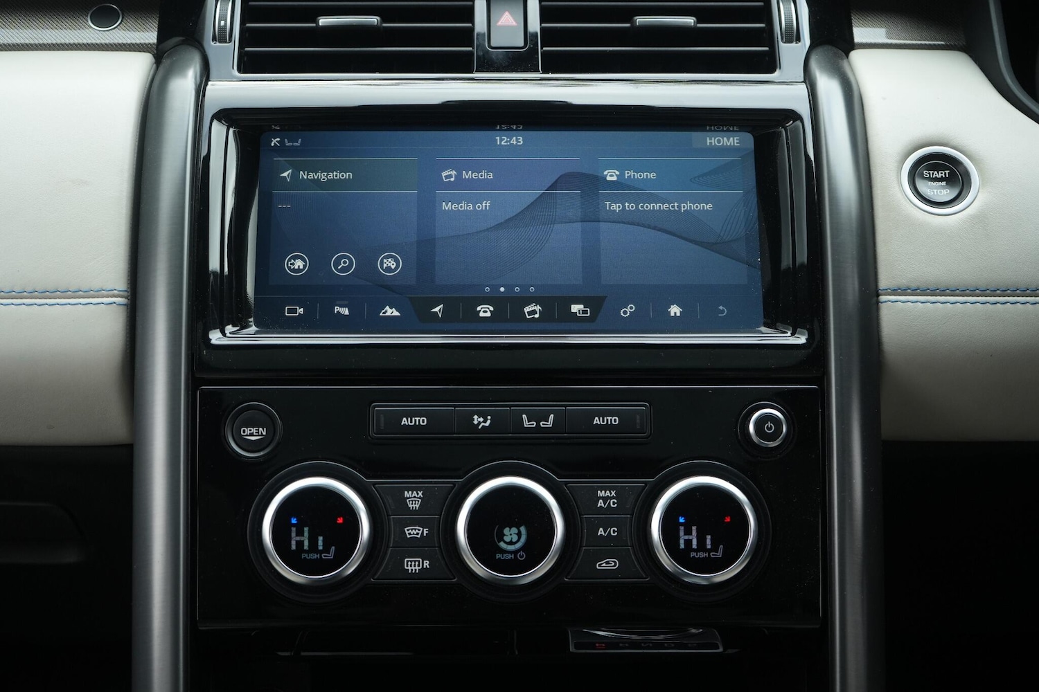 Used Land Rover Discovery 2017 for sale - 76522289: Photo 31