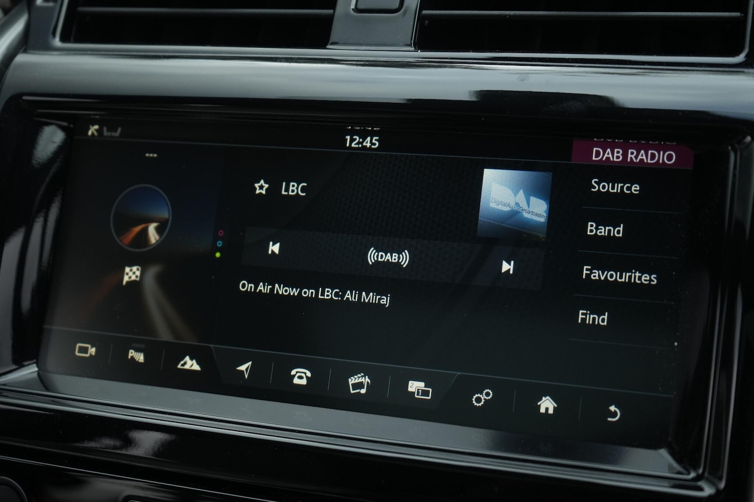 Used Land Rover Discovery 2017 for sale - 76522289: Photo 47