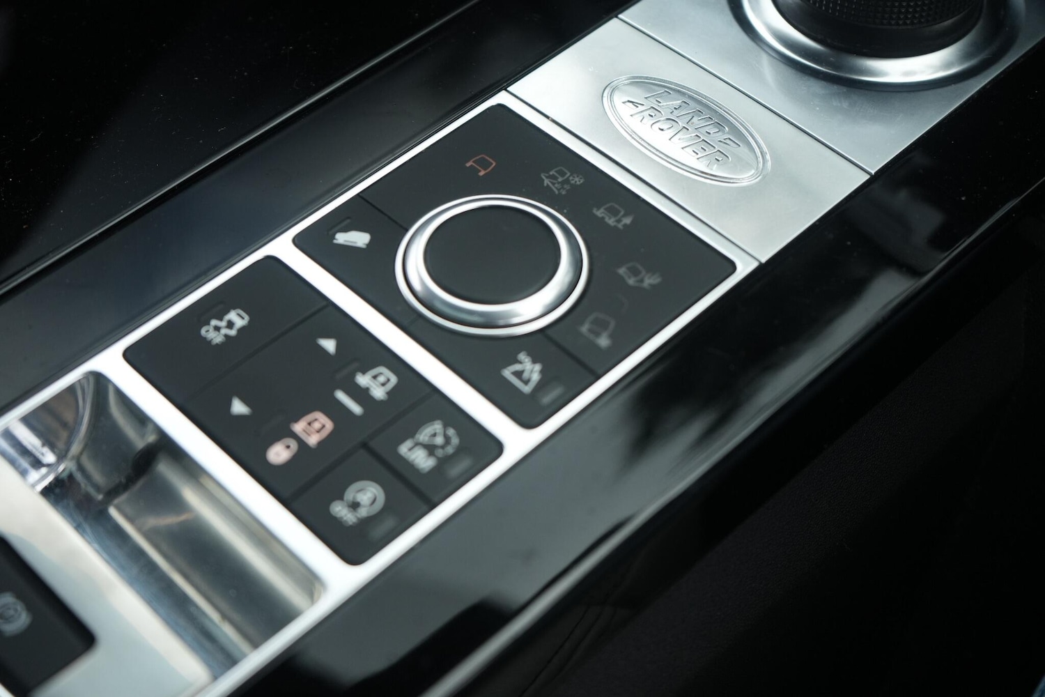 Used Land Rover Discovery 2017 for sale - 76522289: Photo 53