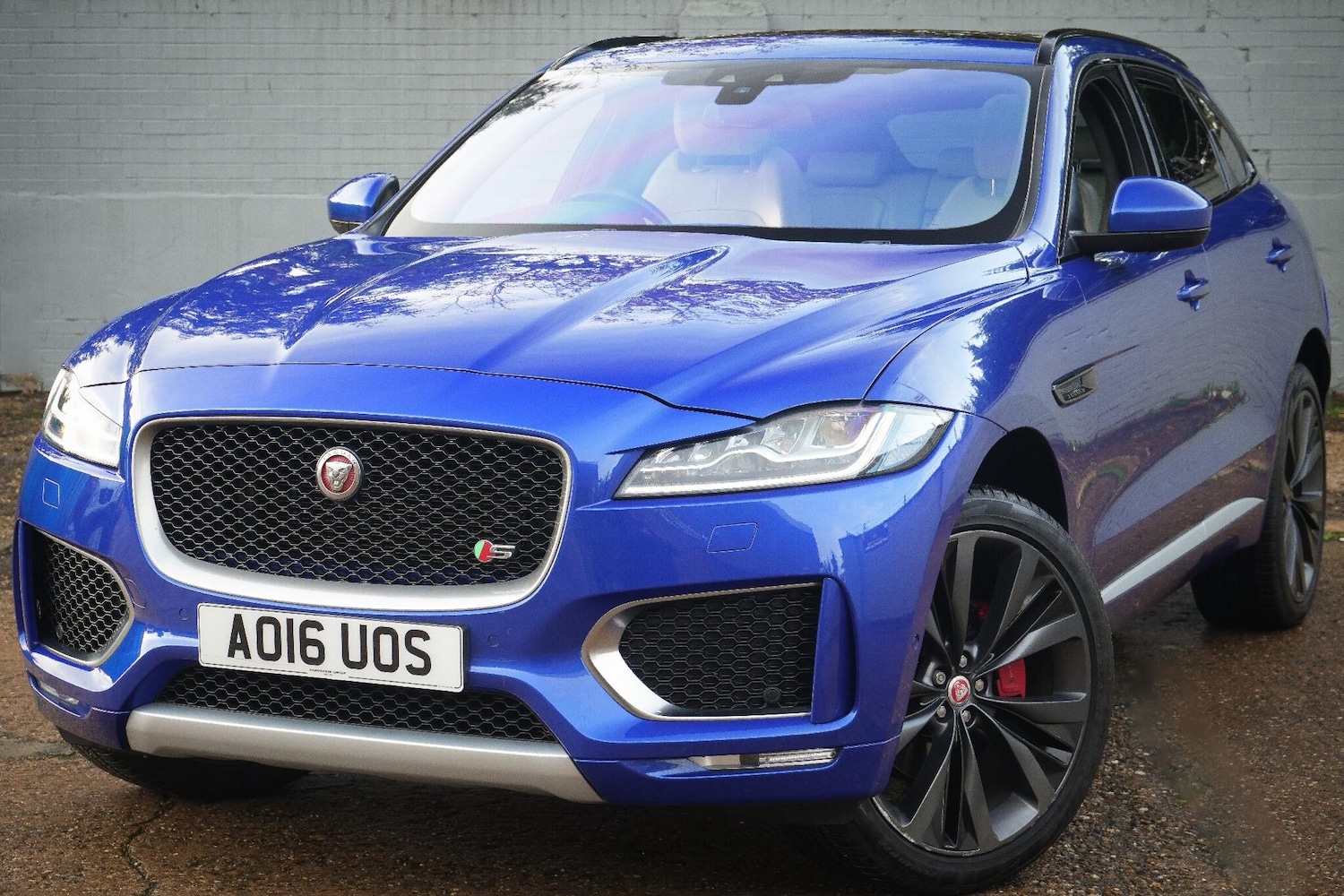 Used Jaguar F-Pace 2016 for sale - 76832672: Photo 1
