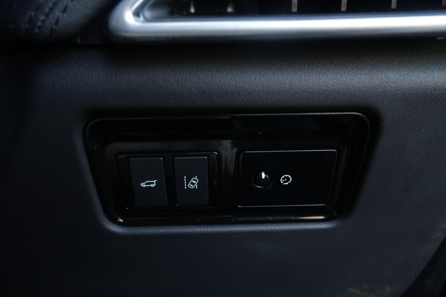 Used Jaguar F-Pace 2016 for sale - 76832672: Photo 12