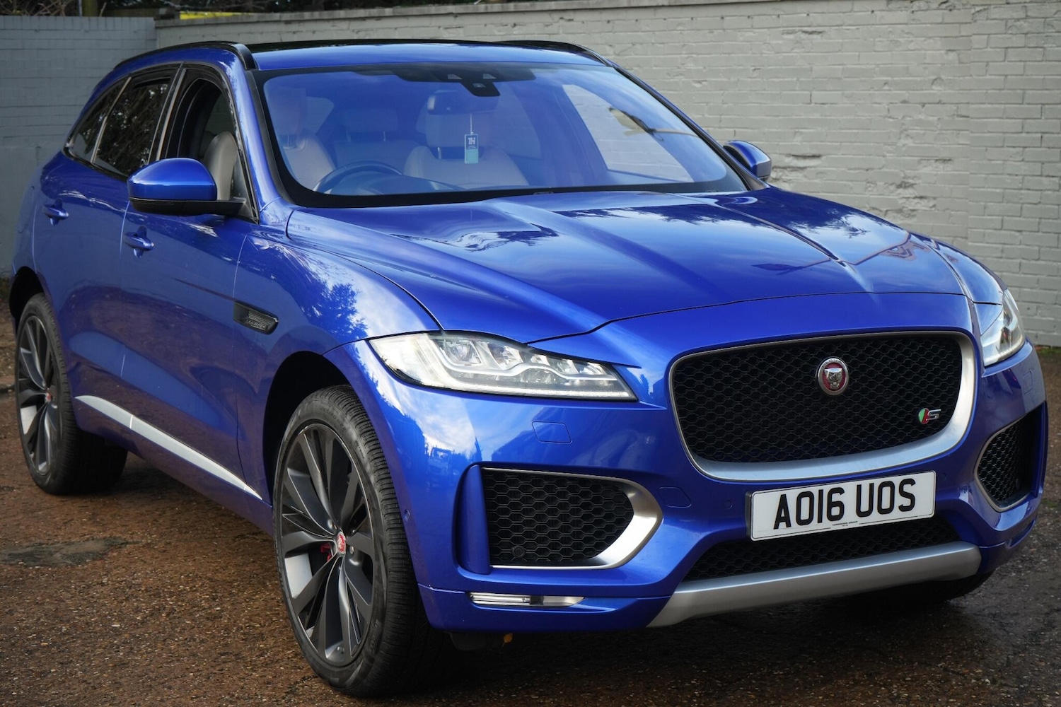 Used Jaguar F-Pace 2016 for sale - 76832672: Photo 18
