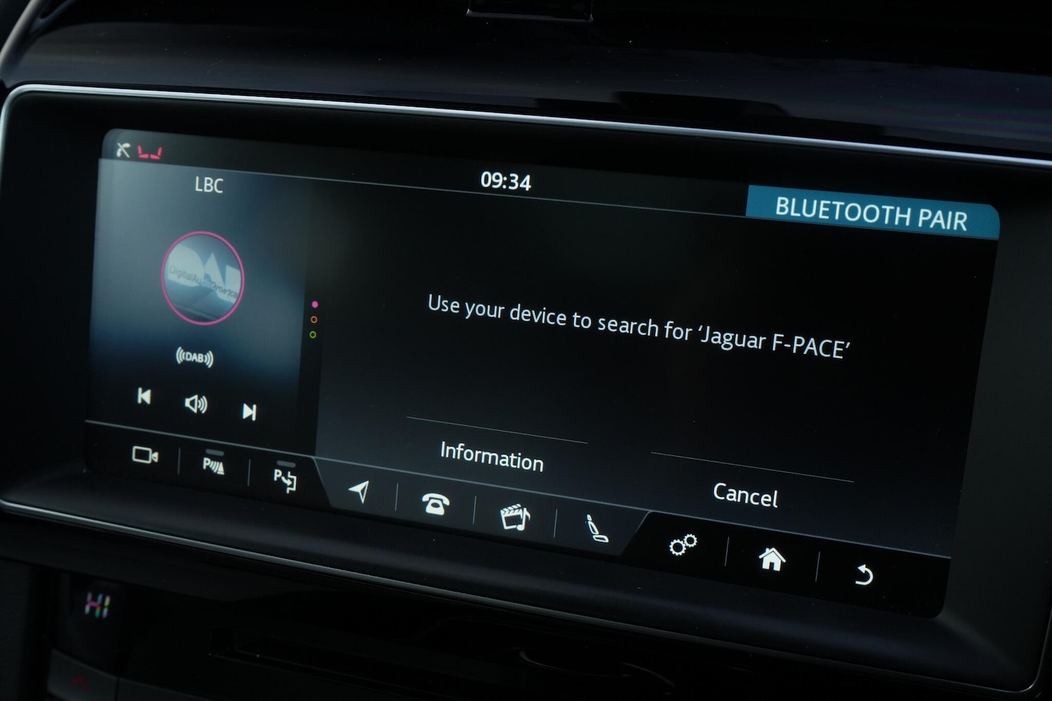 Used Jaguar F-Pace 2016 for sale - 76832672: Photo 50