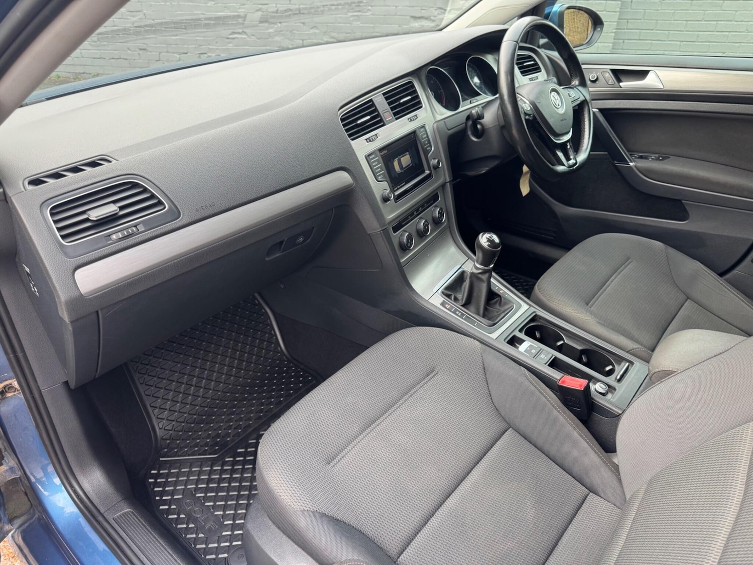 Used Volkswagen Golf 2015 for sale - 76562320: Photo 11