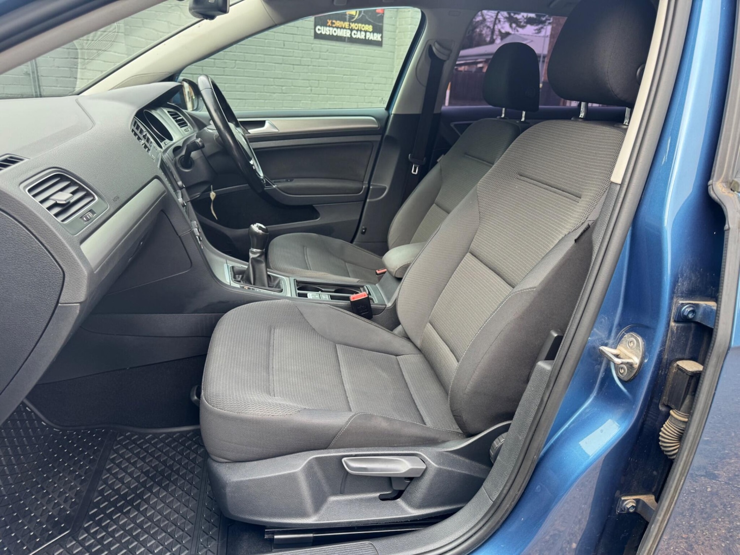 Used Volkswagen Golf 2015 for sale - 76562320: Photo 12