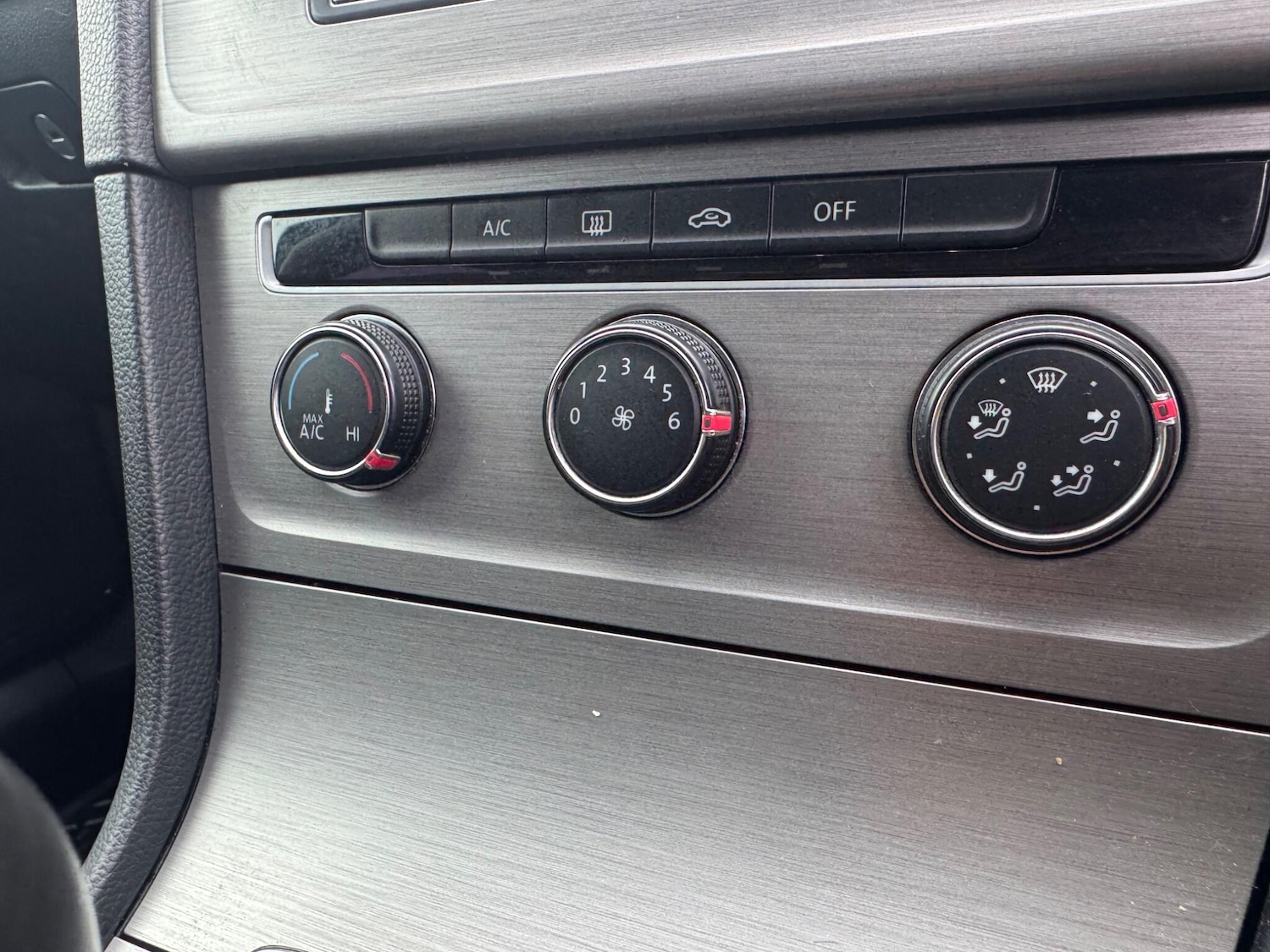 Used Volkswagen Golf 2015 for sale - 76562320: Photo 22