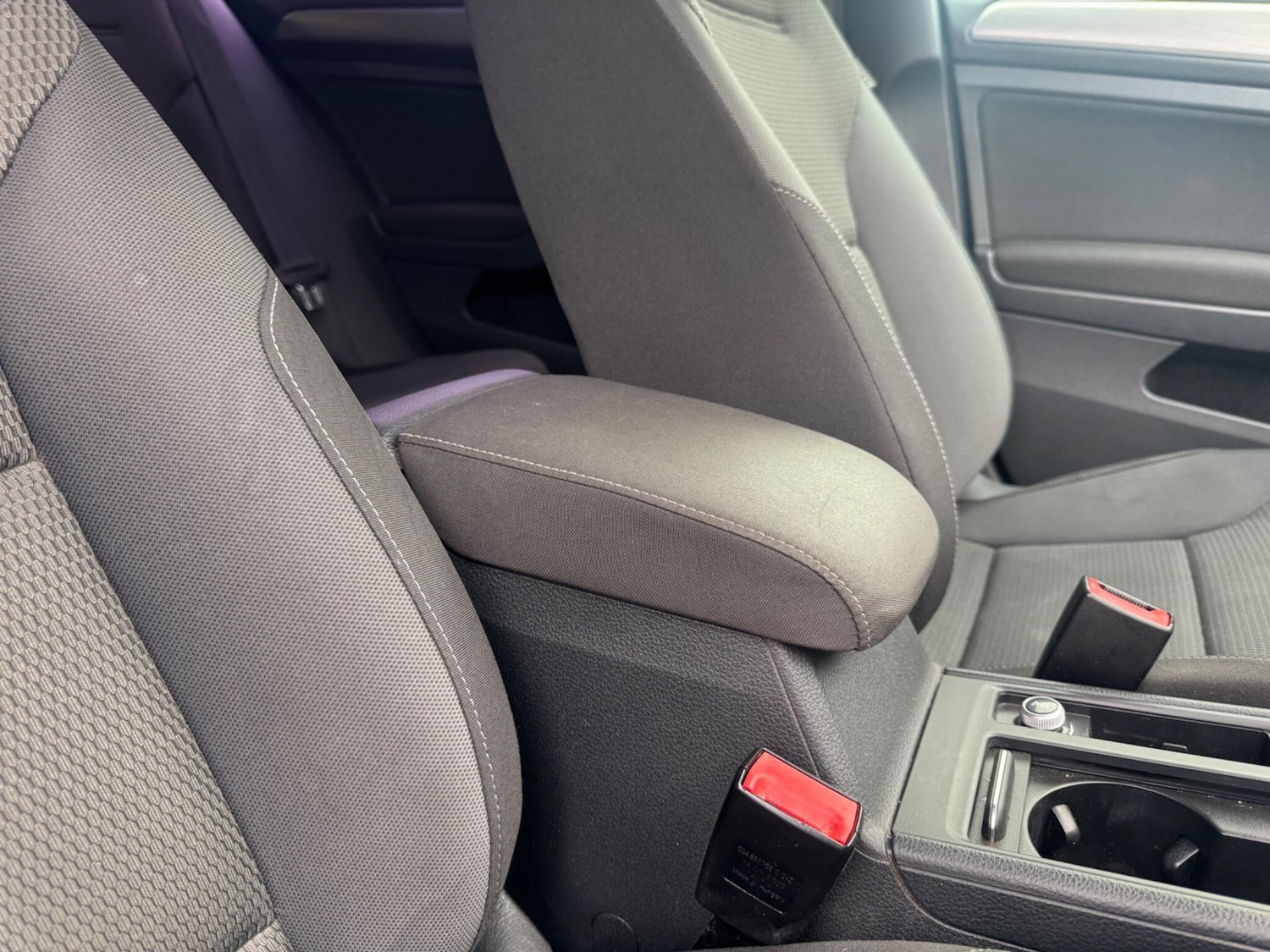 Used Volkswagen Golf 2015 for sale - 76562320: Photo 25