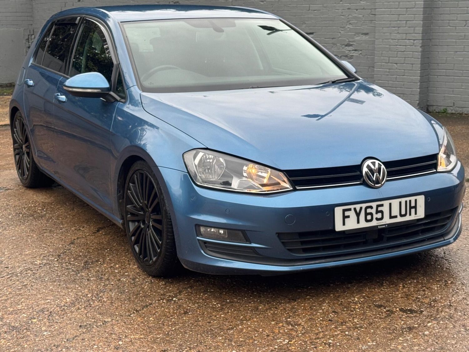 Used Volkswagen Golf 2015 for sale - 76562320: Photo 3