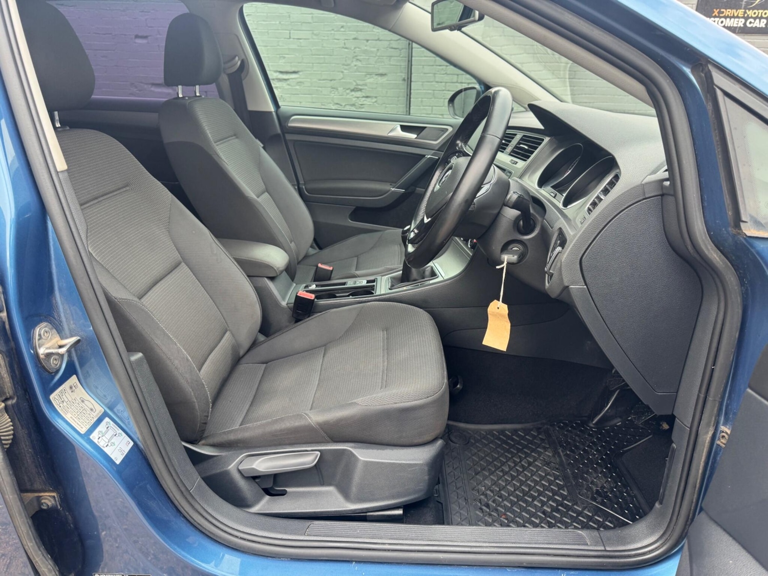 Used Volkswagen Golf 2015 for sale - 76562320: Photo 9