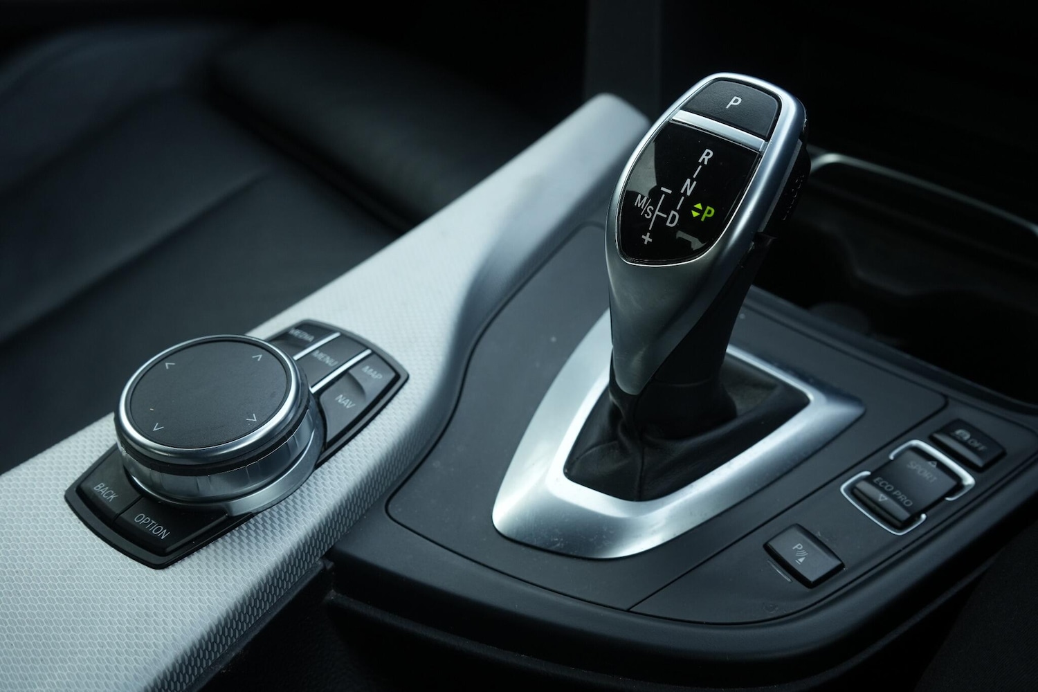 Used BMW 4 Series 2017 for sale - 76645891: Photo 25