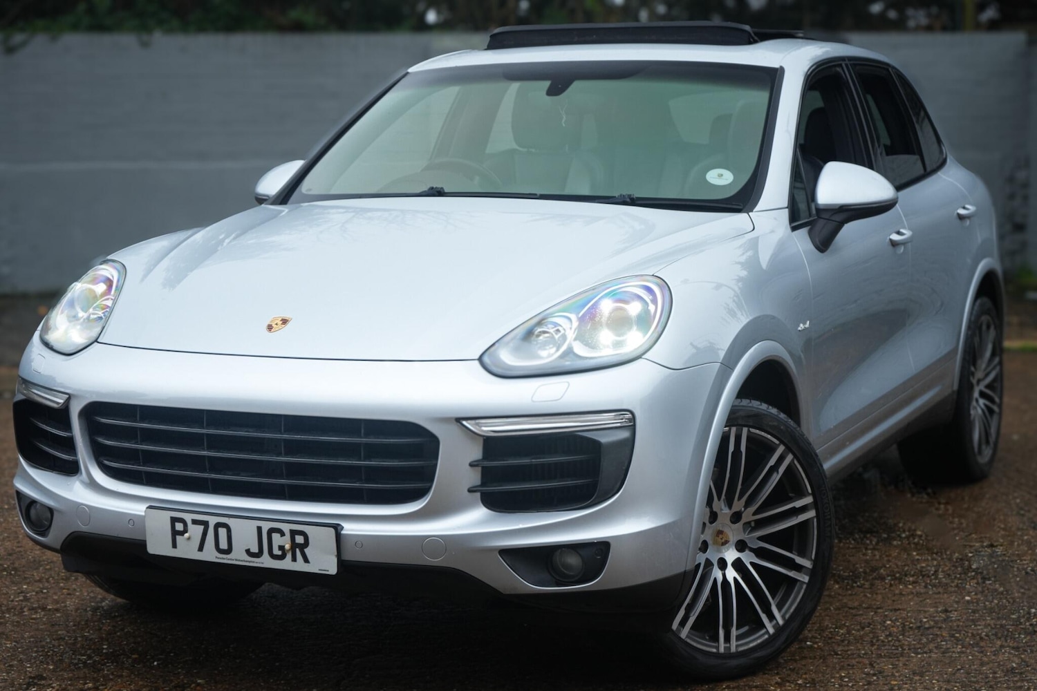 Used Porsche Cayenne 2017 for sale - 77387664: Photo 1