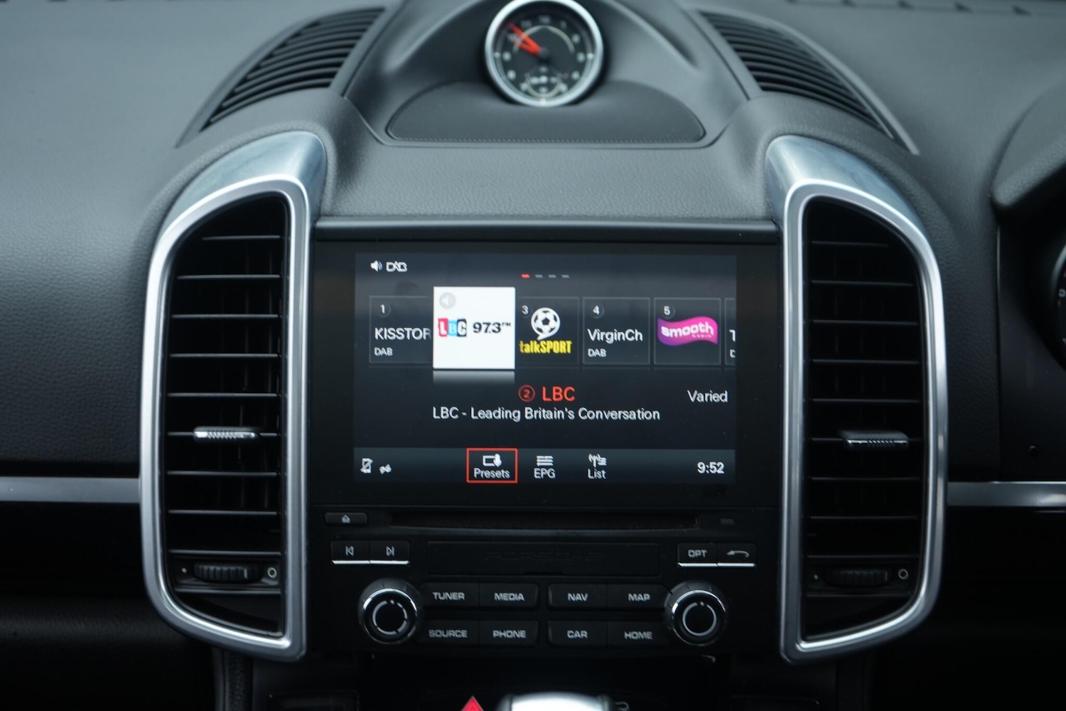 Used Porsche Cayenne 2017 for sale - 77387664: Photo 30