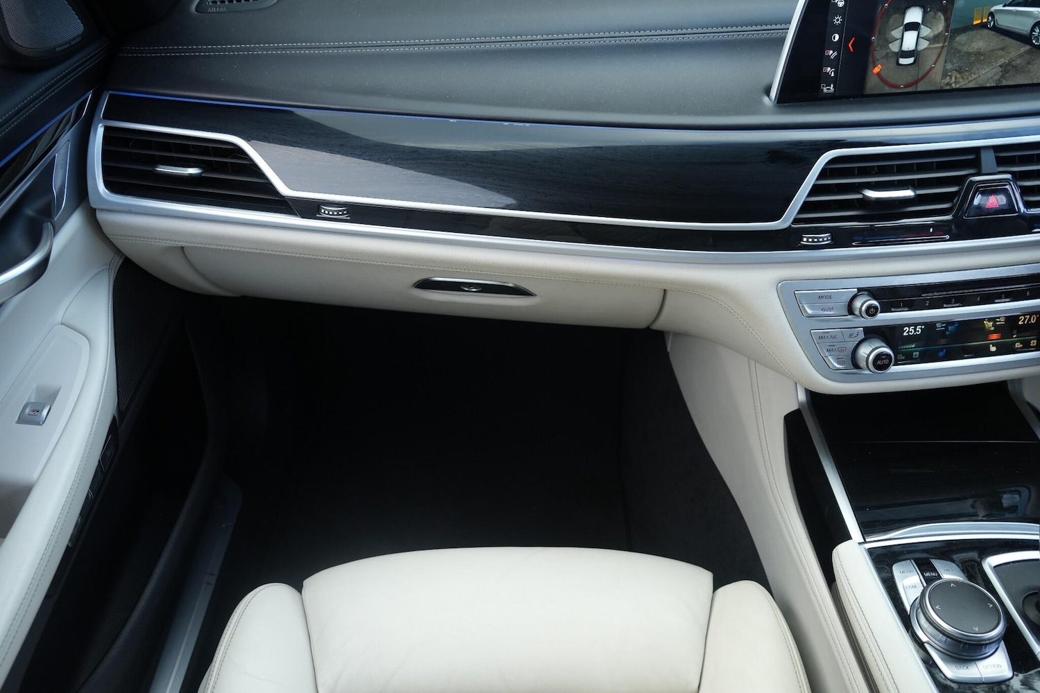 Used BMW 7 Series 2018 for sale - 76607112: Photo 38